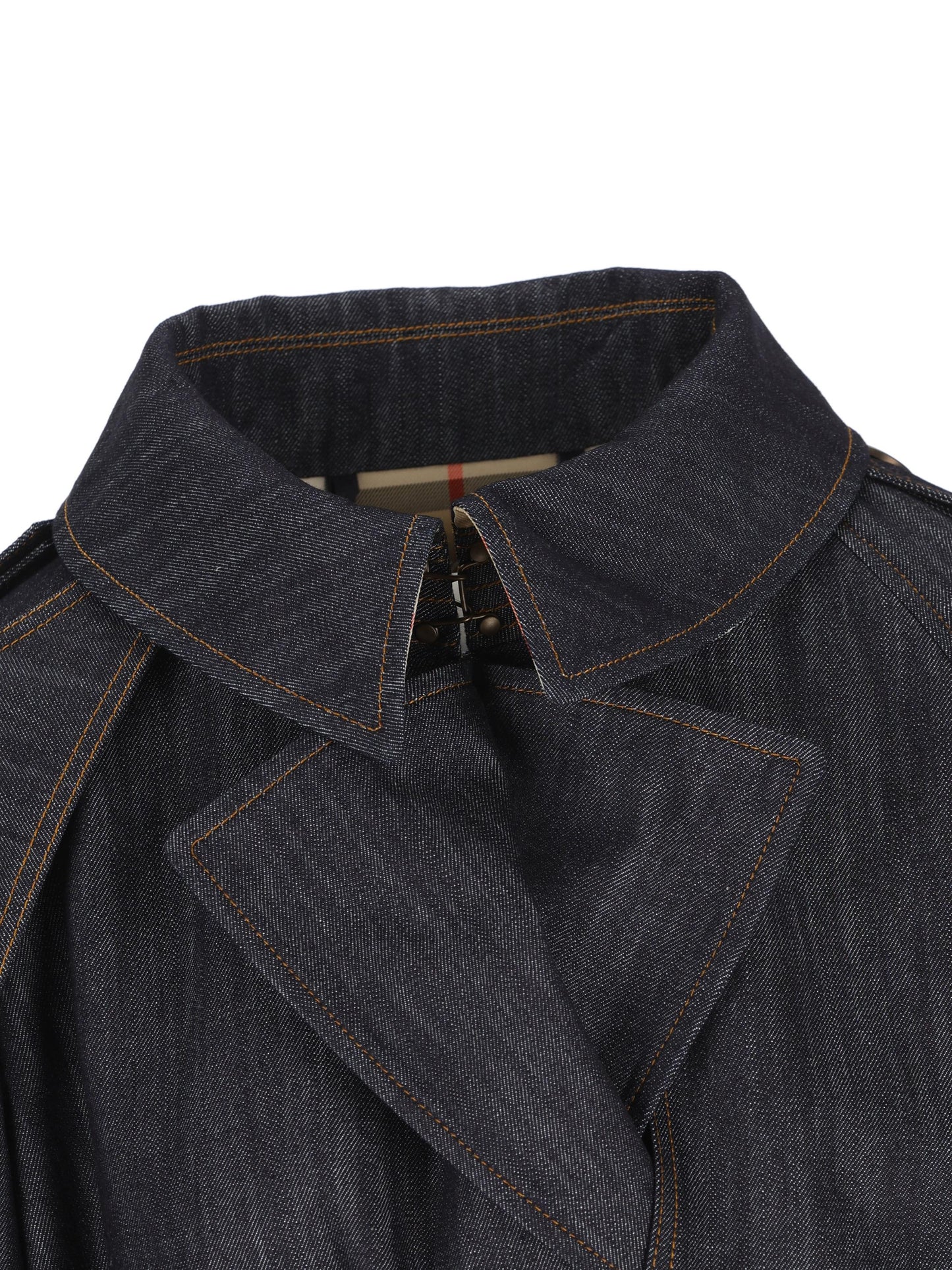 Trench realizzato in denim. 8126364 A1185 BURBERRY 