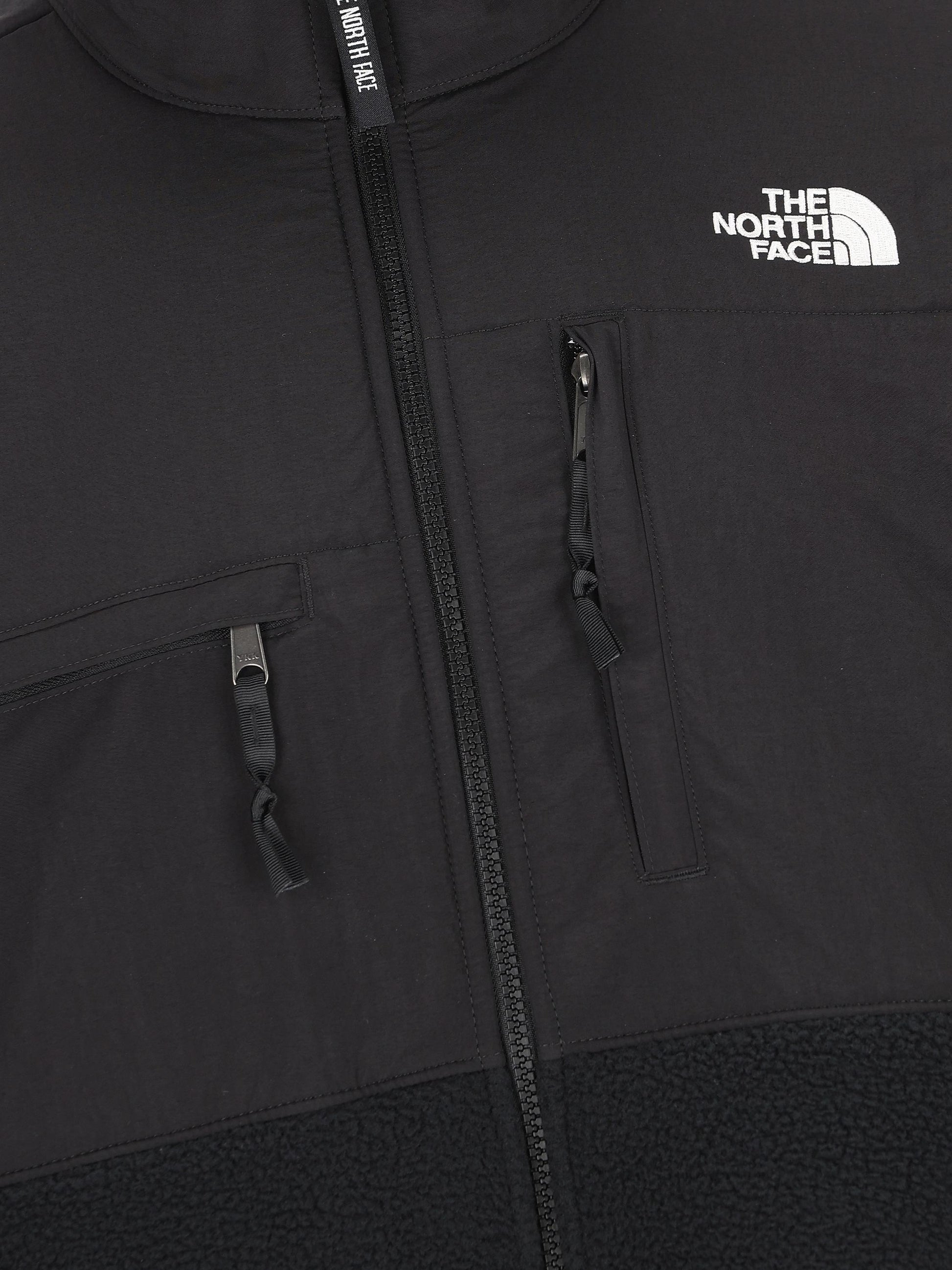 Giacca in poliestere. NF0A88XH JK31 THE NORTH FACE 