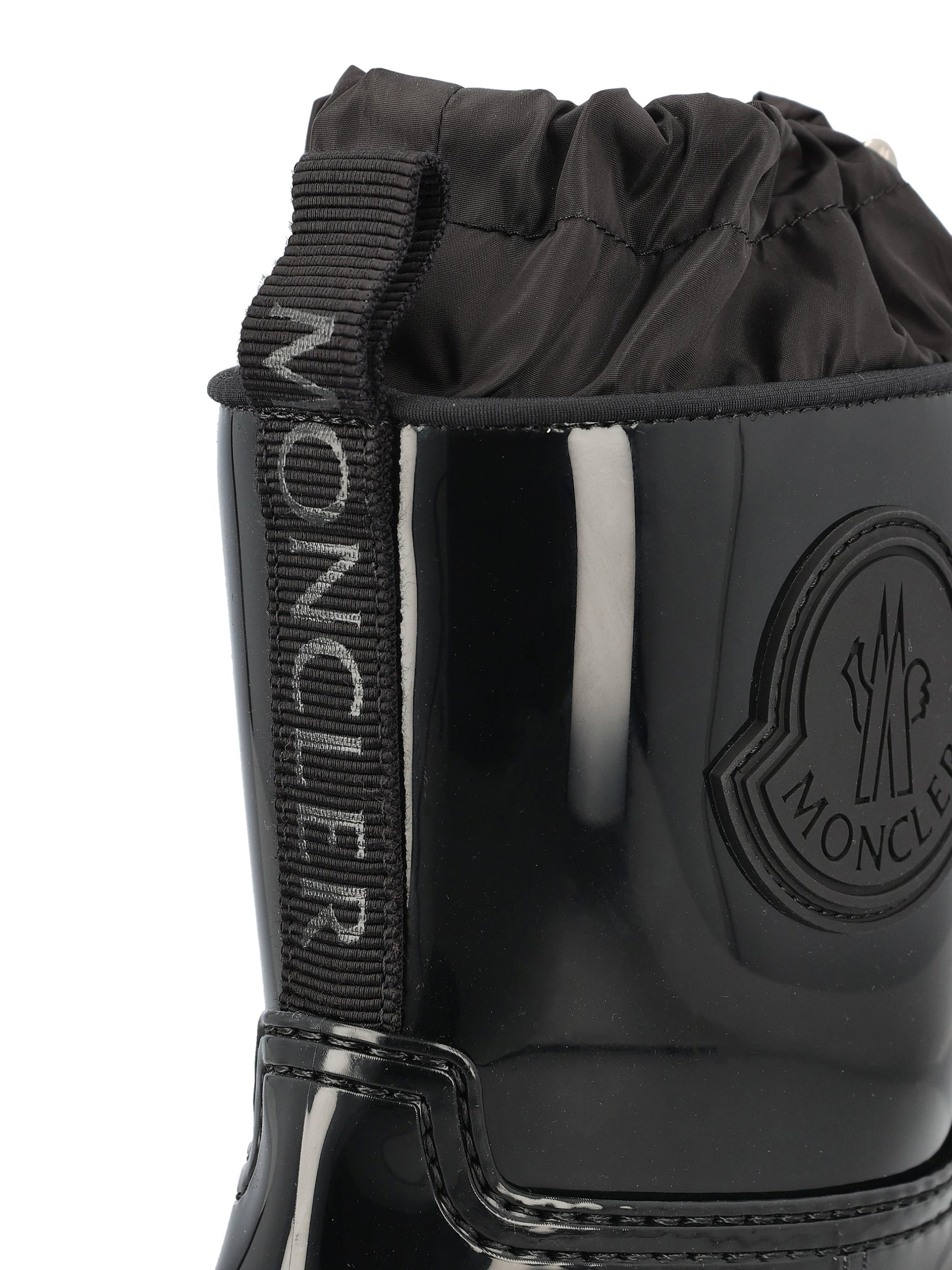 Stivali realizzati in PVC. W4G00020 M9561999 MONCLER 