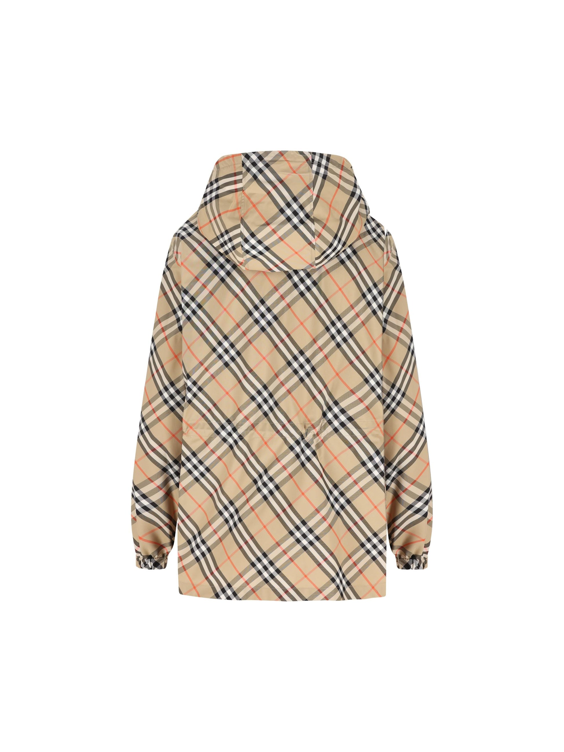 Giacca leggera realizzata in poliestere. 8110303 B9368 BURBERRY 