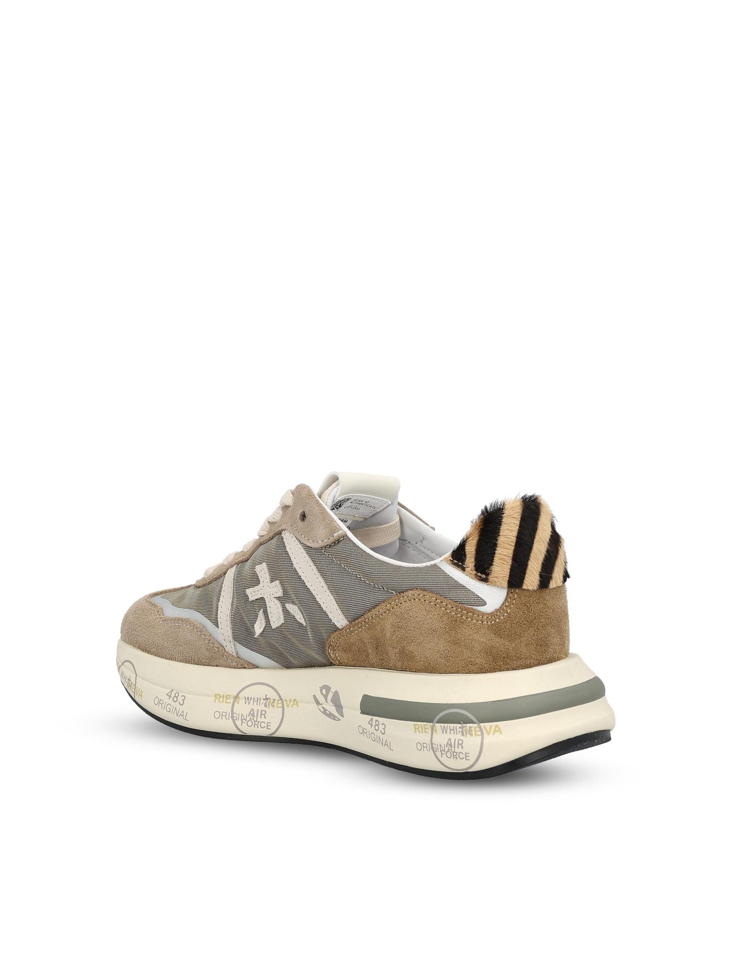 Sneakers realizzate in pelle di vitello e poliammide. CASSIE 7675 PREMIATA 