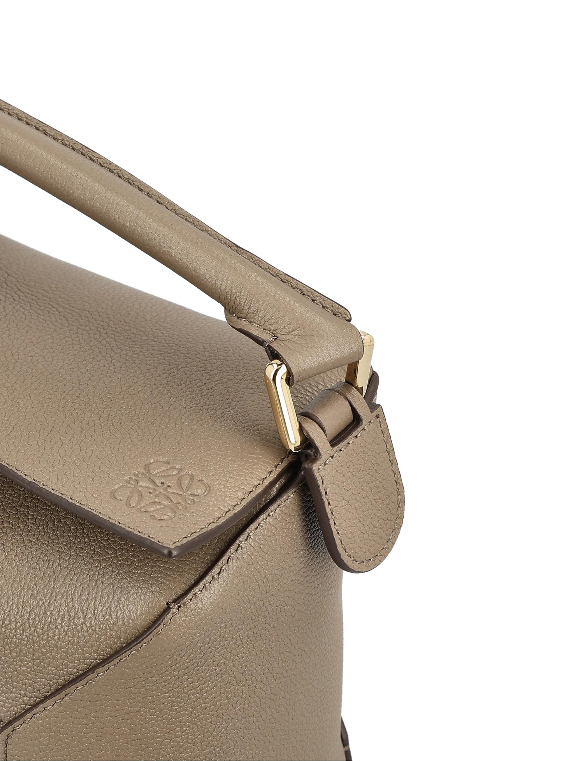 Borsa realizzata in pelle. A510P60XAW 3170 LOEWE 