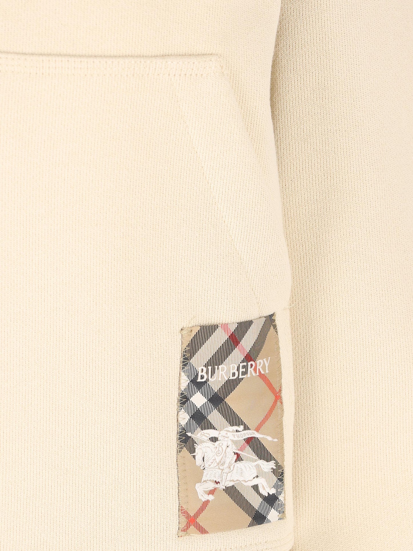 Felpa realizzata in cotone. 8118582 C1740 BURBERRY 