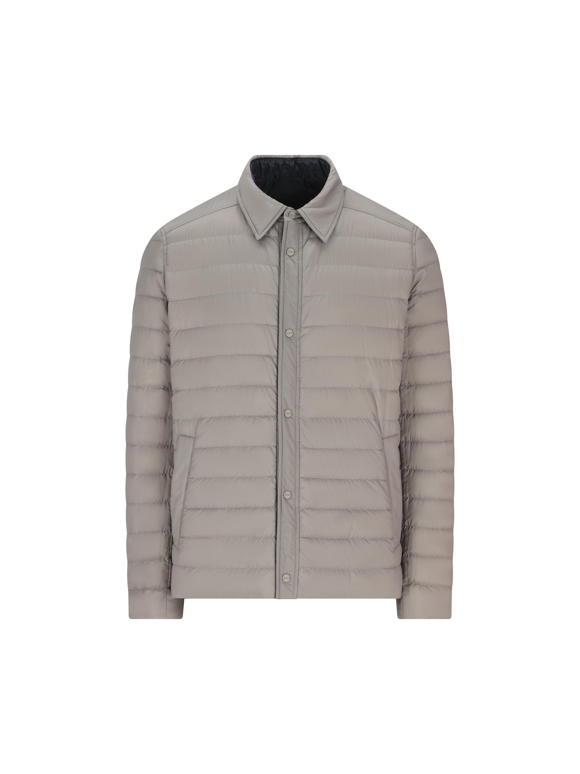 Piumino reversibile realizzato in poliammide. PI001321U 12020Z9294 HERNO 