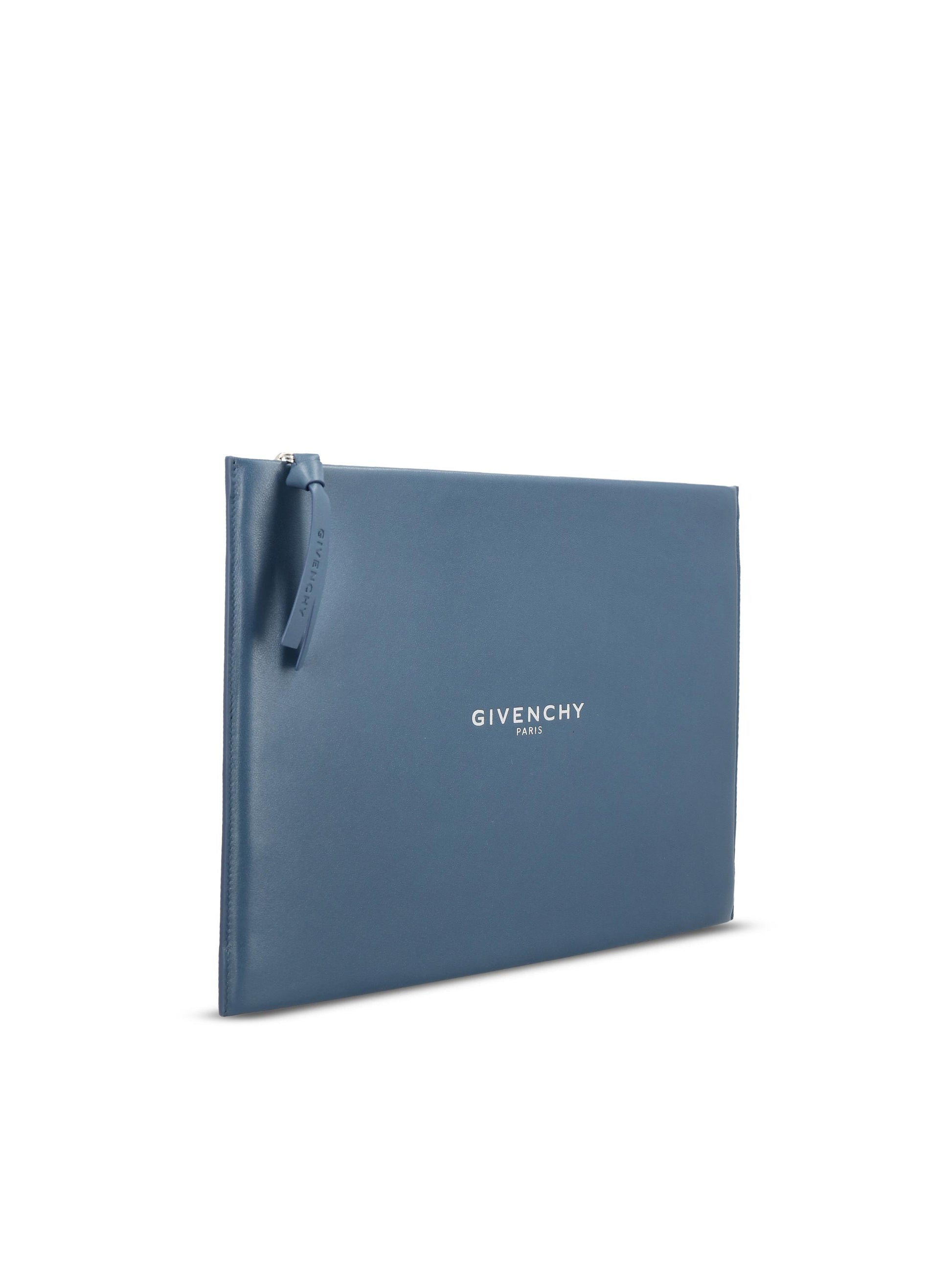 Pochette realizzata in pelle. BK60FXK21L 427 GIVENCHY 