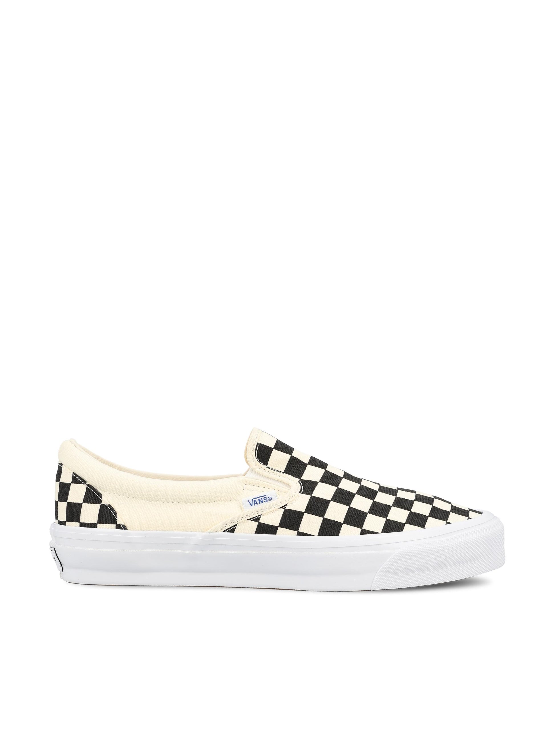 Sneakers realizzate in tela. VN000CSE2BO1  VANS 