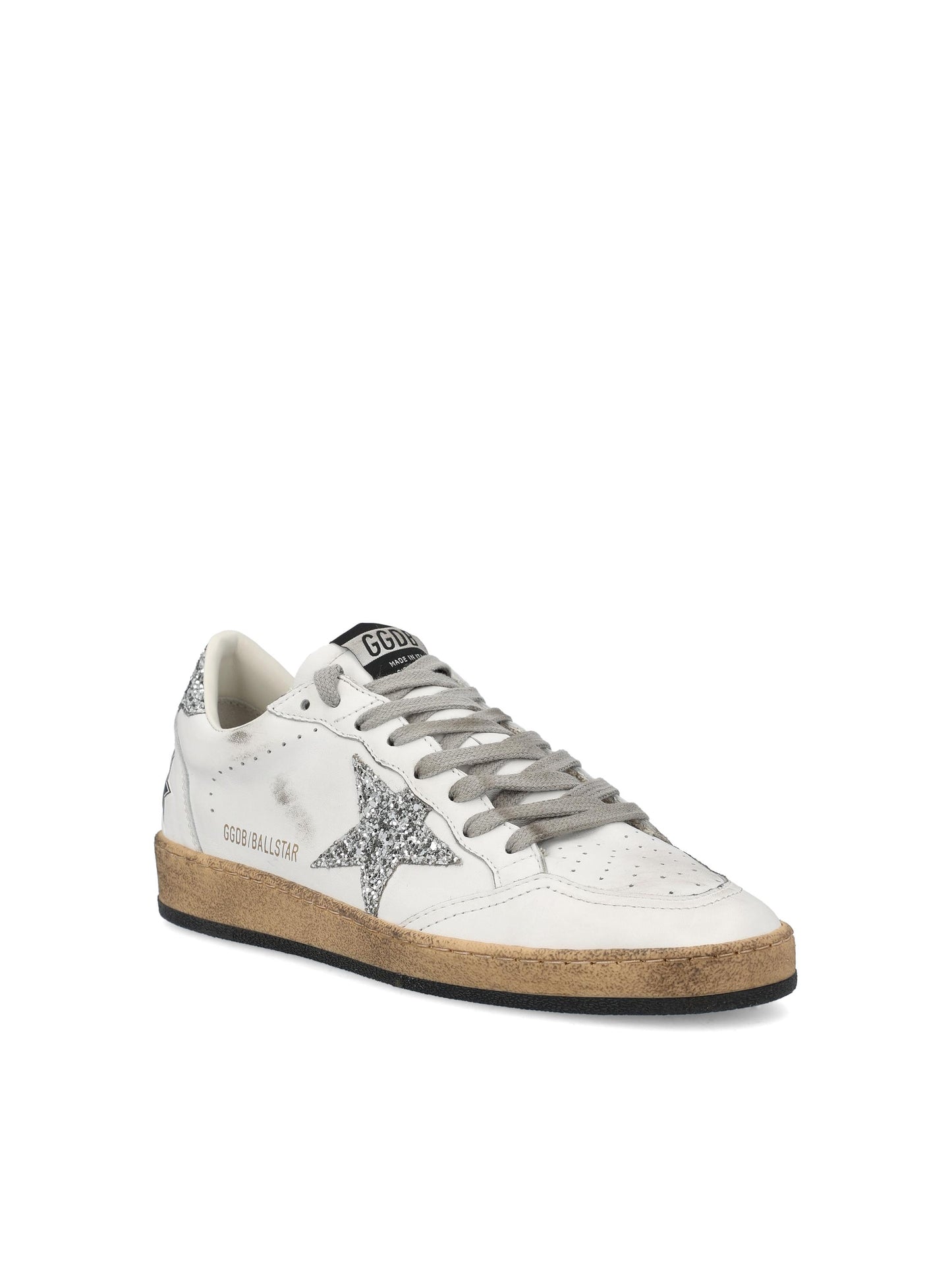 Sneakers realizzate in pelle. GWF00117 F00377311325 GOLDEN GOOSE 