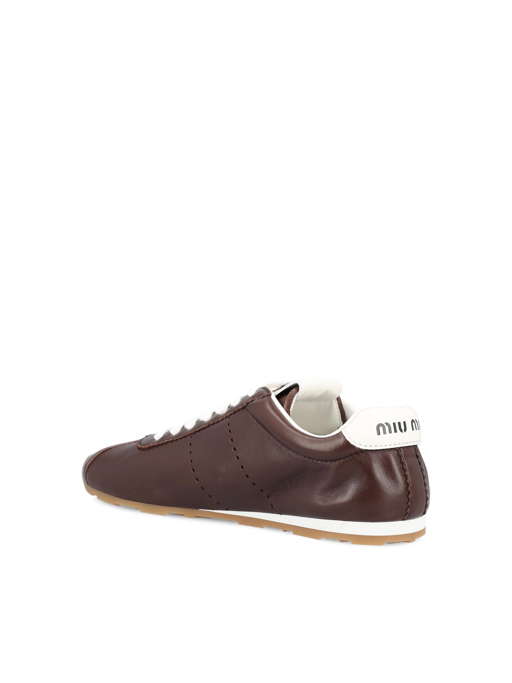 Sneakers realizzate in pelle. 5E114E 79NF0003 MIU MIU 