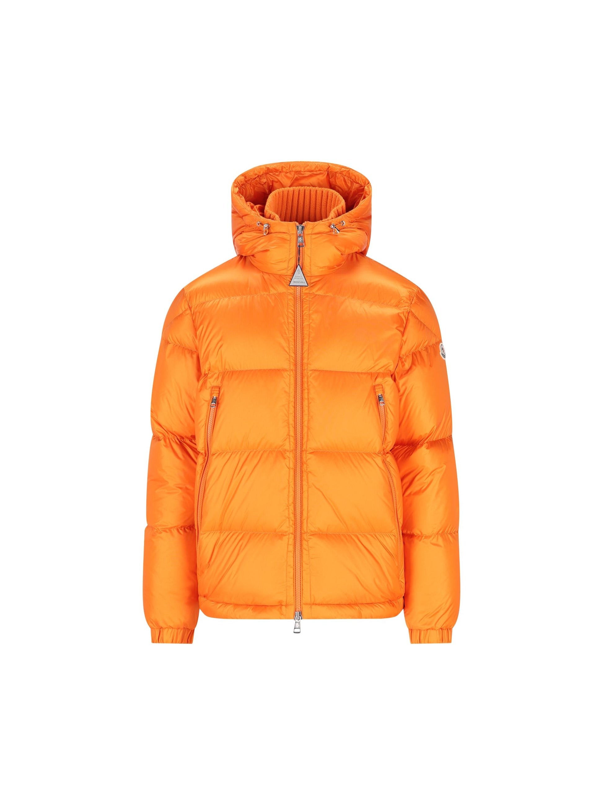 Piumino realizzato in poliammide. M1A00237 597XQ330 MONCLER 