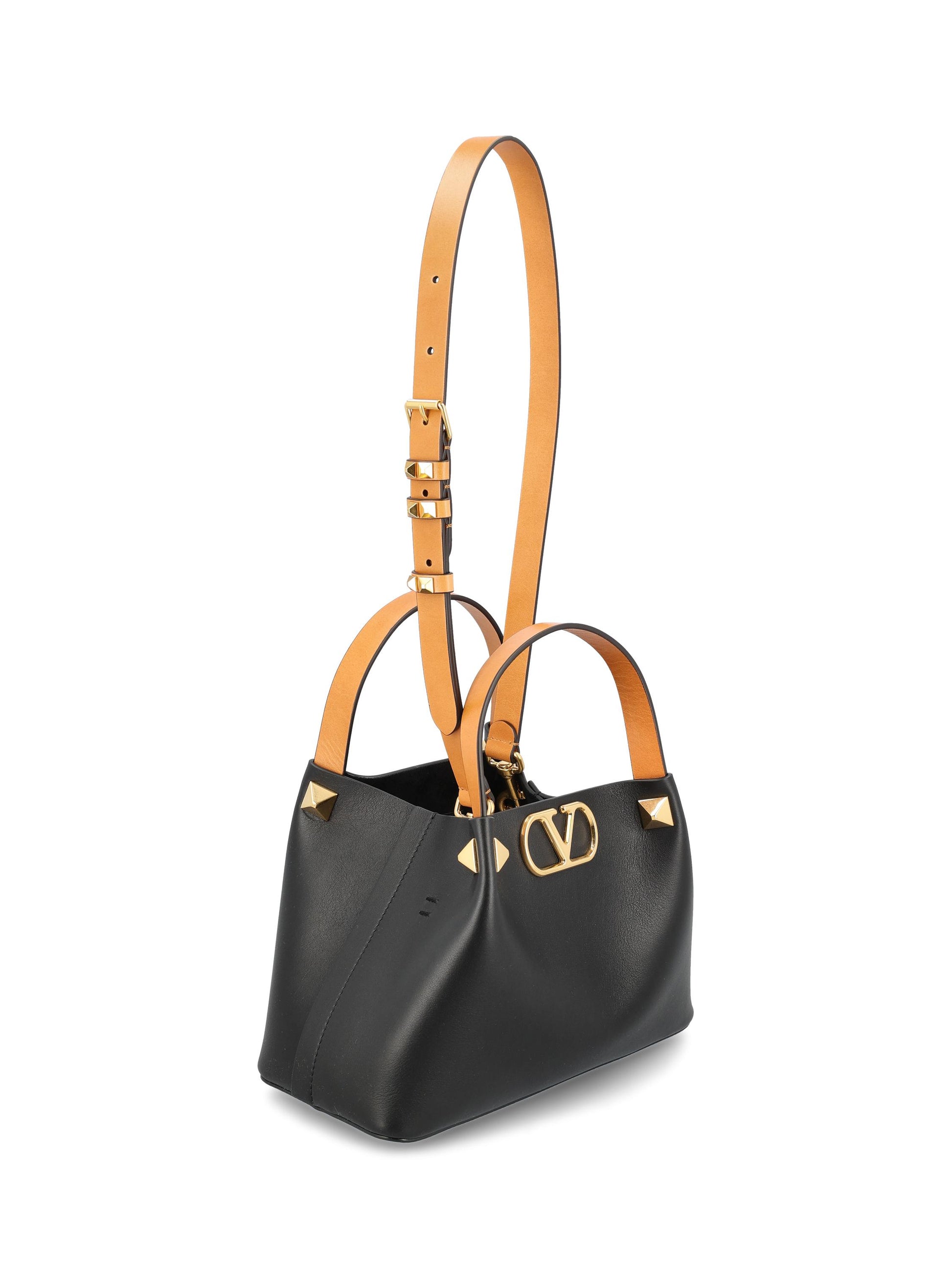 Borsa realizzata in pelle. 8W2B0T02LSX CAG VALENTINO GARAVANI 