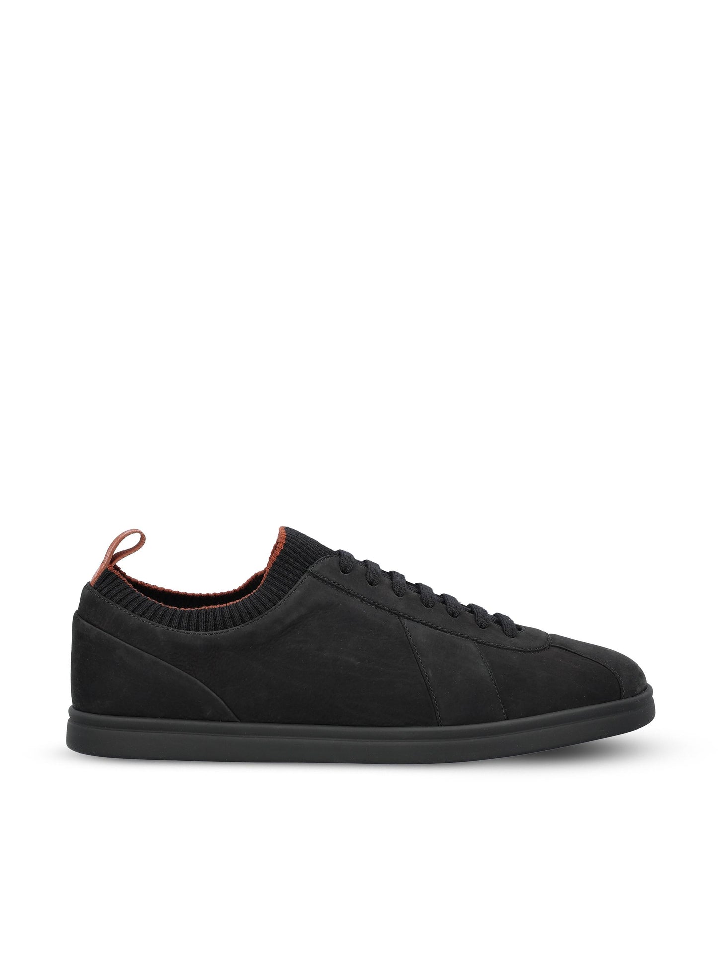 Sneakers realizzate in pelle di vitello. FAP7422 8000 LORO PIANA 