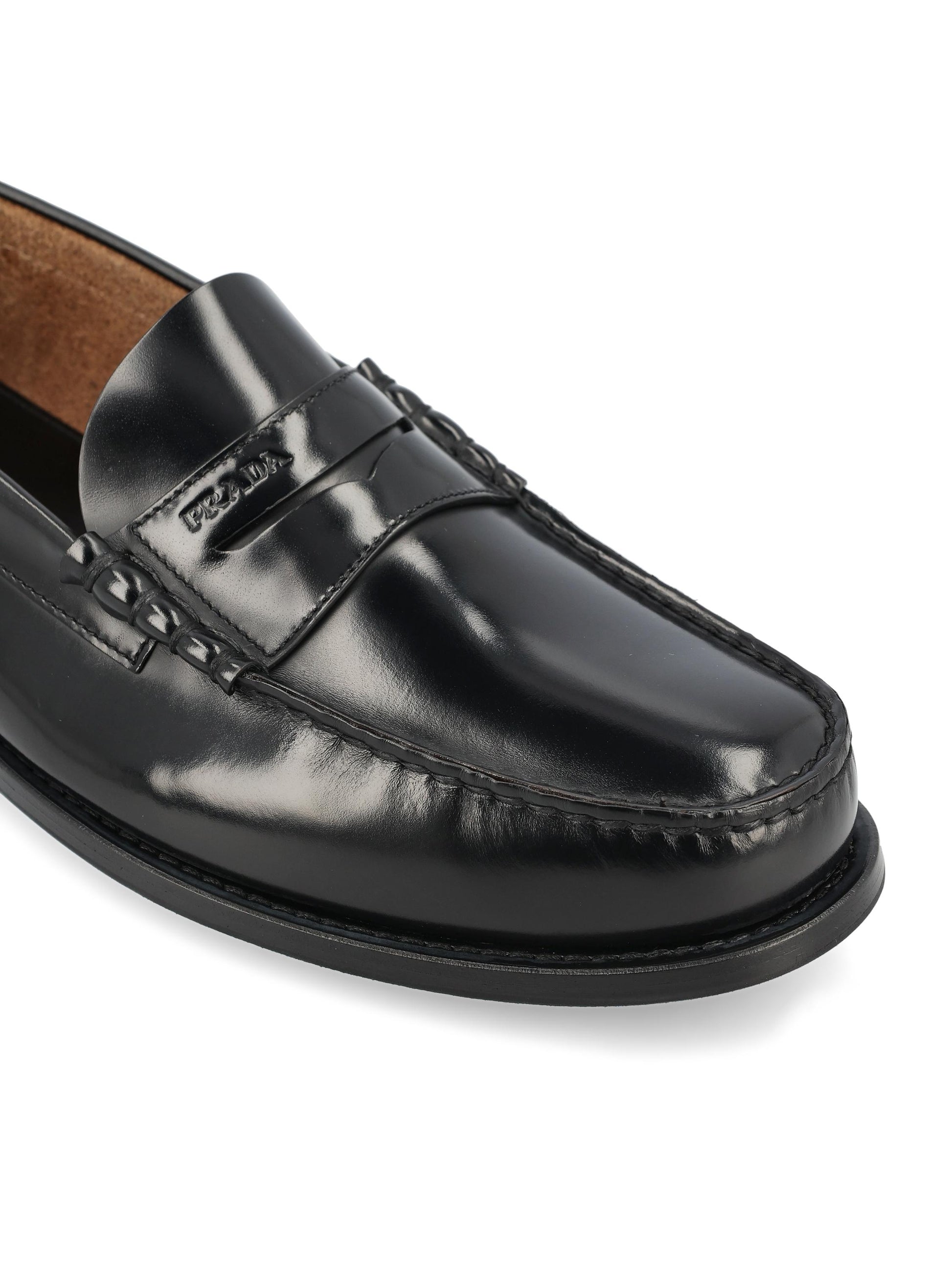 Mocassini realizzati in pelle di vitello. 2DA132 055F0002 PRADA 