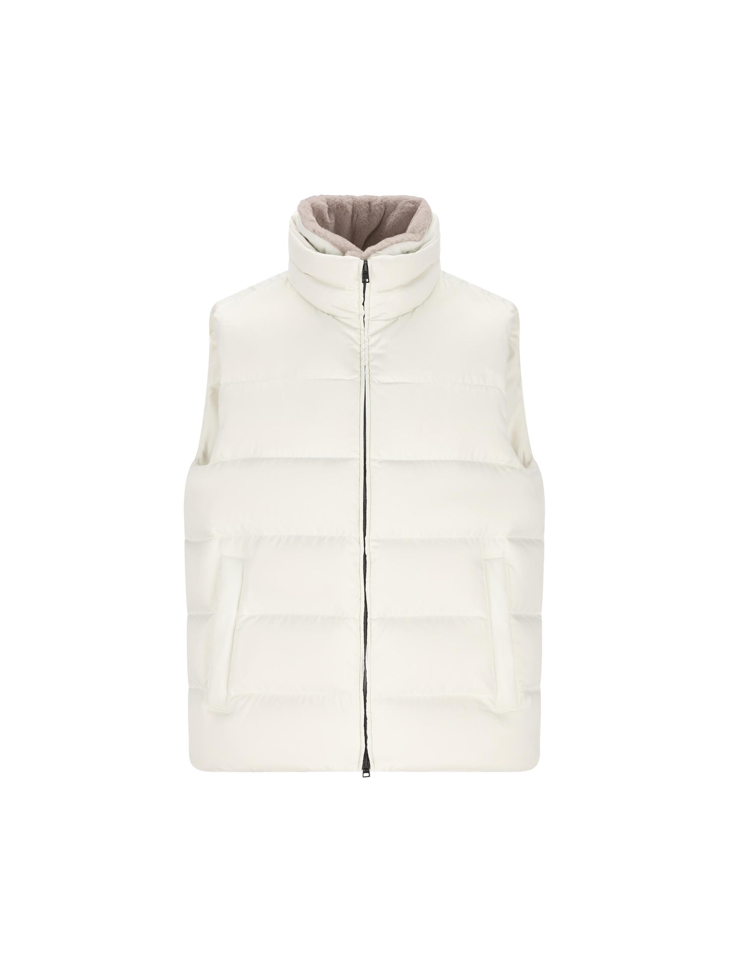 Gilet realizzato in poliestere. PI001267U 12414Z1000 HERNO 