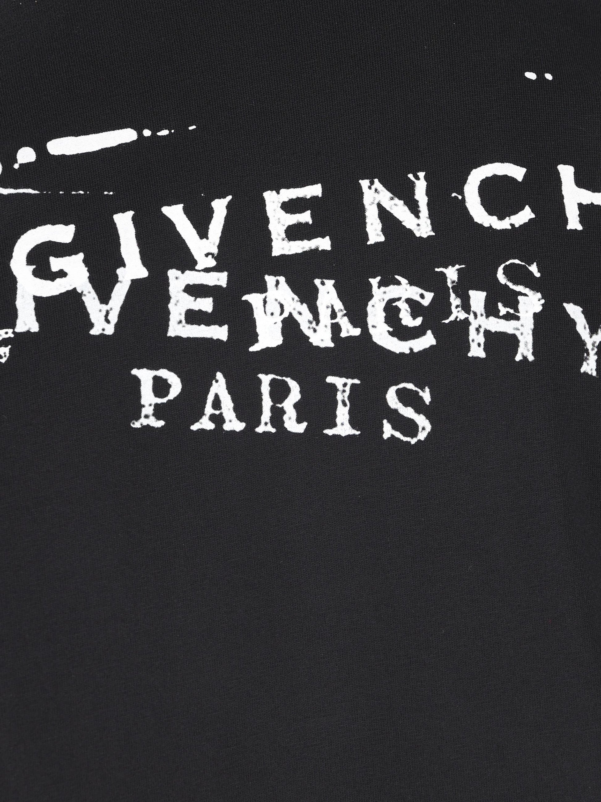 T-Shirt realizzata in cotone. BM71NK3YSA 001 GIVENCHY 