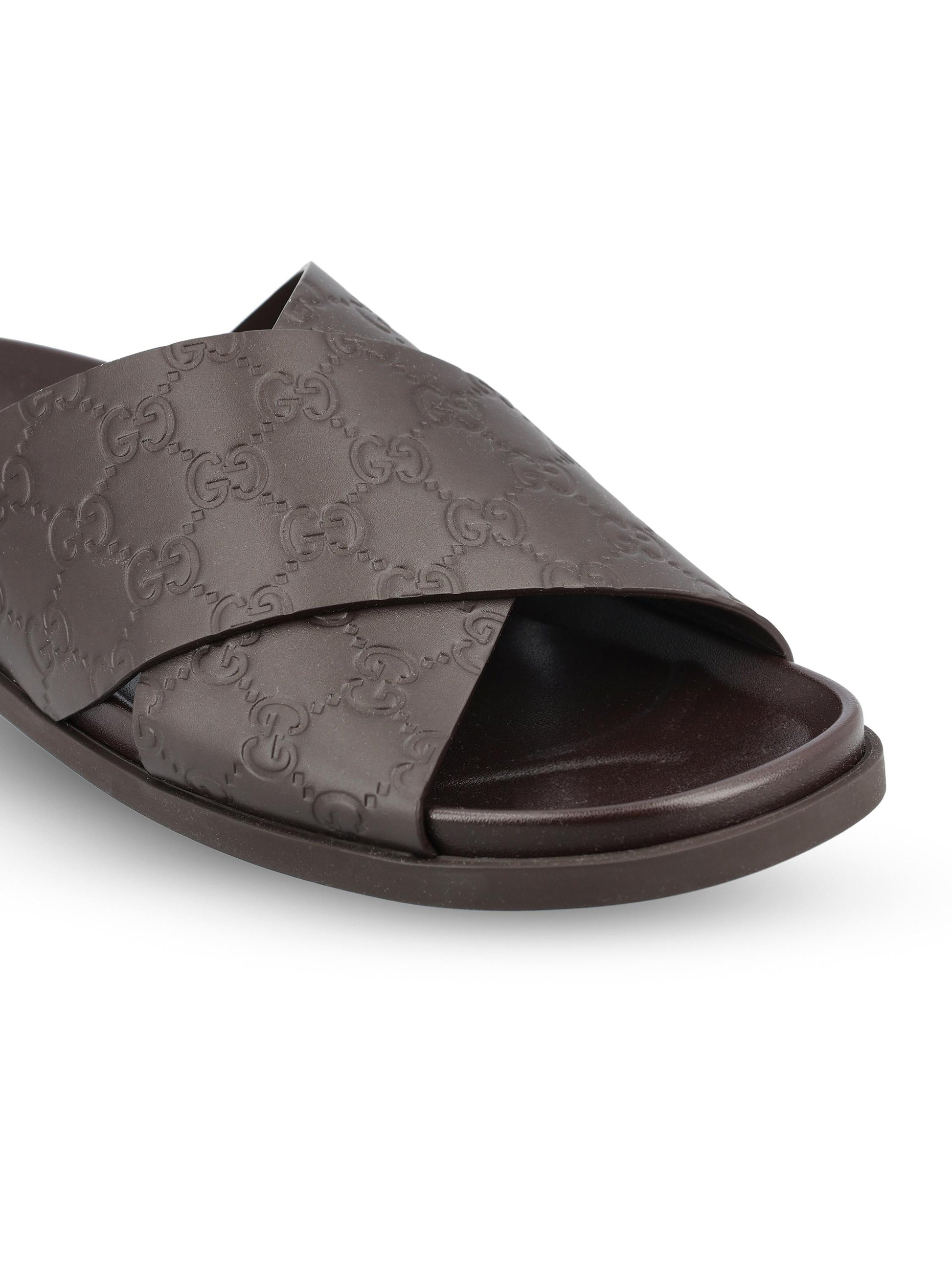 Sandalo realizzato in pelle. 834940 AADMJ2140 GUCCI 