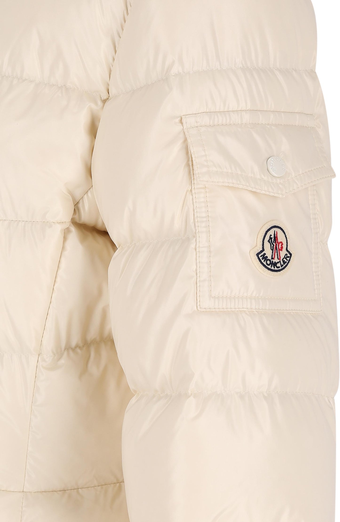 Piumino in poliammide. W1A00083 597Z8076 MONCLER 