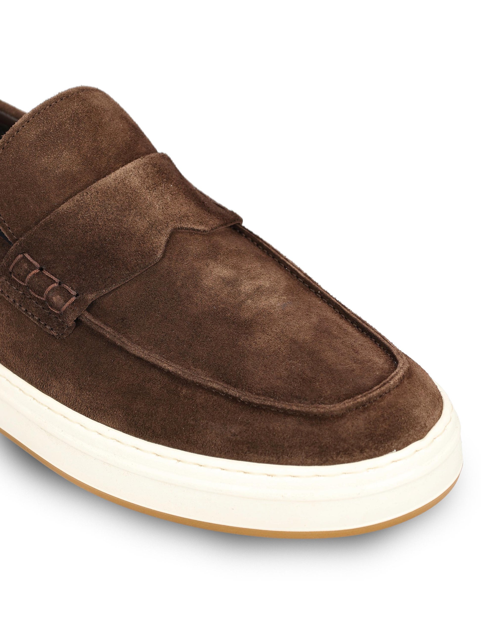 Mocassini realizzati in pelle scamosciata. HXM6680GB50BTM S610 HOGAN 