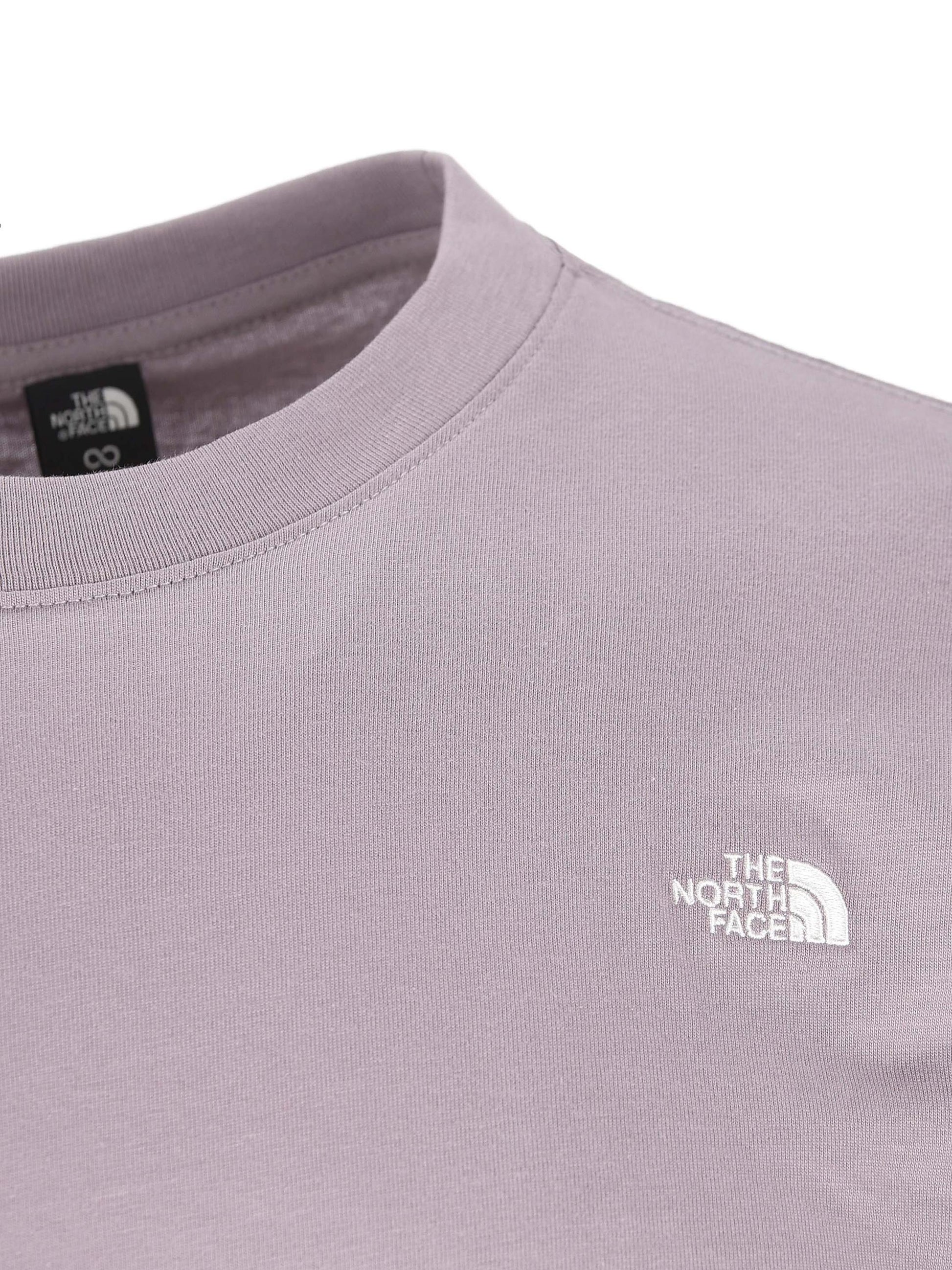 T-Shirt realizzata in cotone. NF0A8EVW G7O1 THE NORTH FACE 