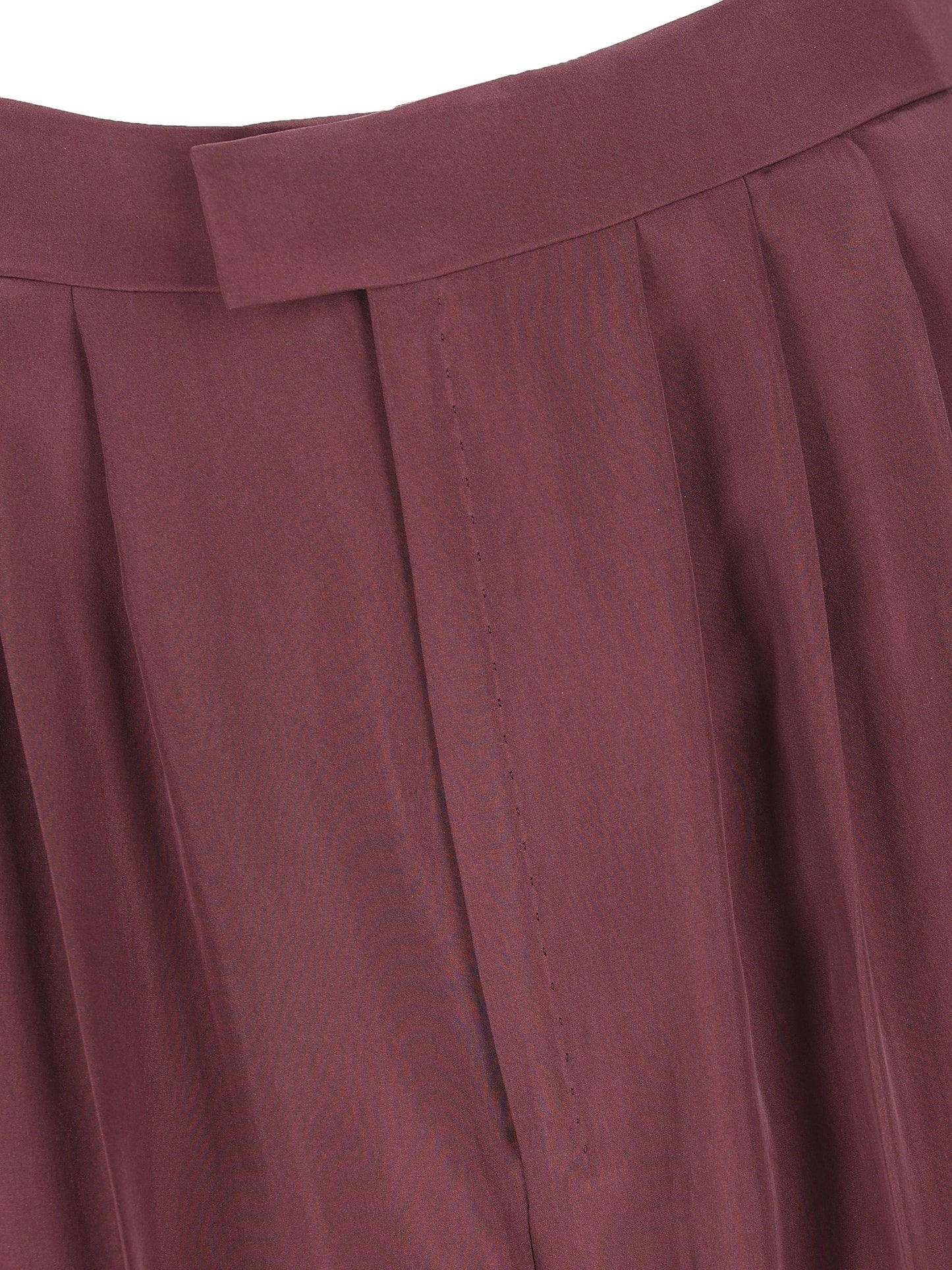 Pantaloni realizzati in seta. 856580 Y6J785060 SAINT LAURENT 