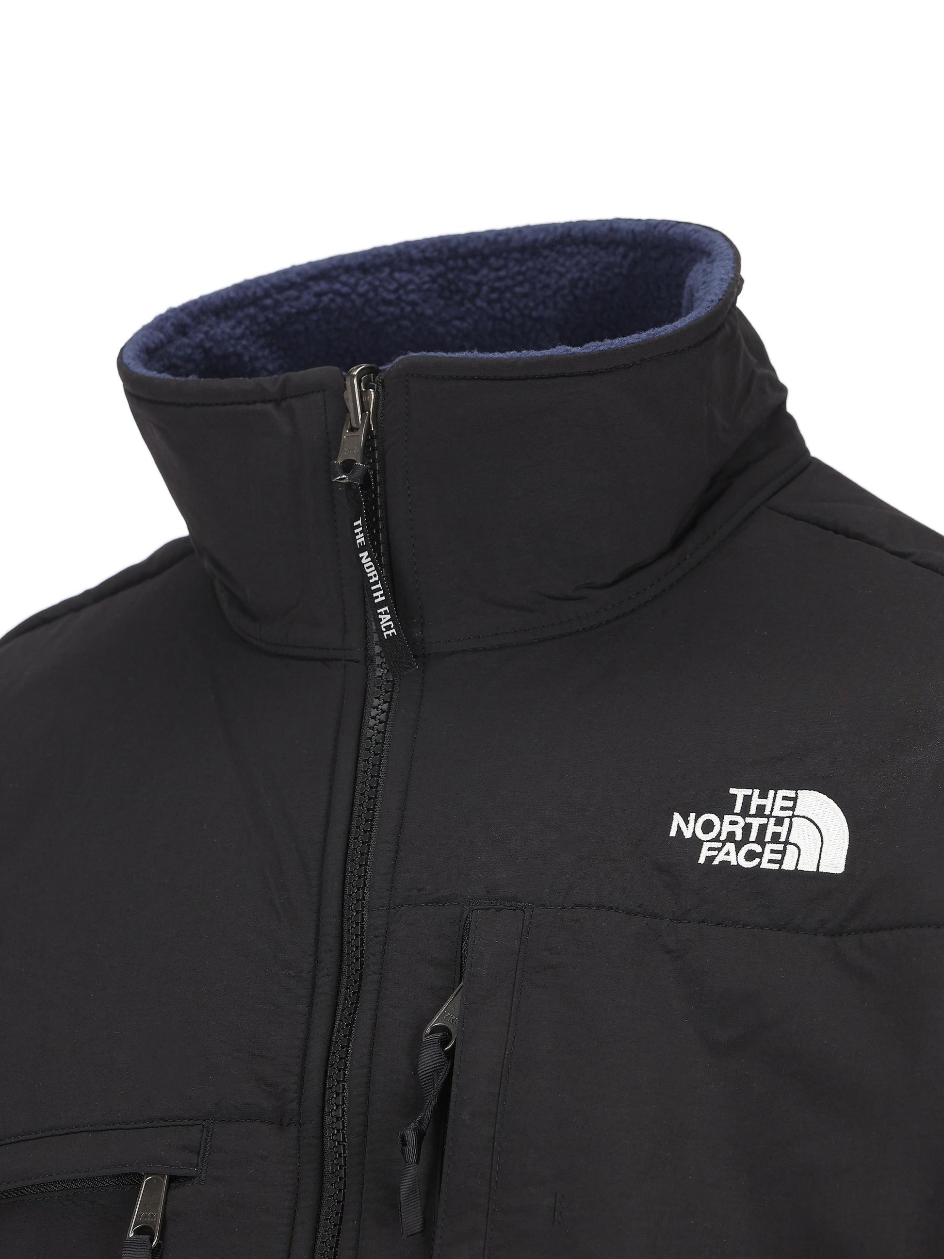 Giacca in poliestere. NF0A88XH 92A1 THE NORTH FACE 