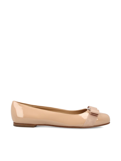 Ballerina Varina in pelle verniciata 01A181 753657787 SALVATORE FERRAGAMO 