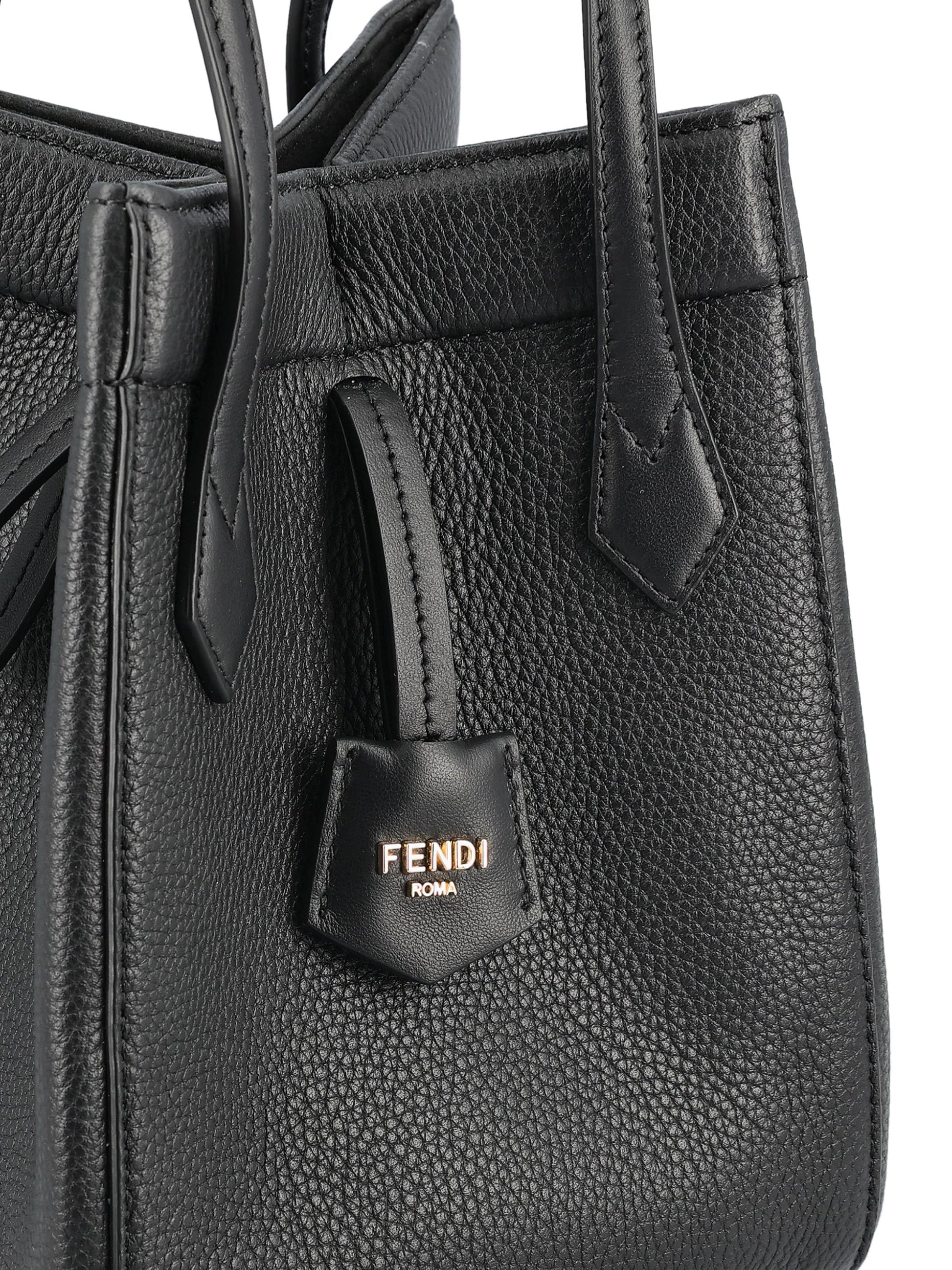 Borsa realizzata in pelle. 8BS083 APZAF0KUR FENDI 