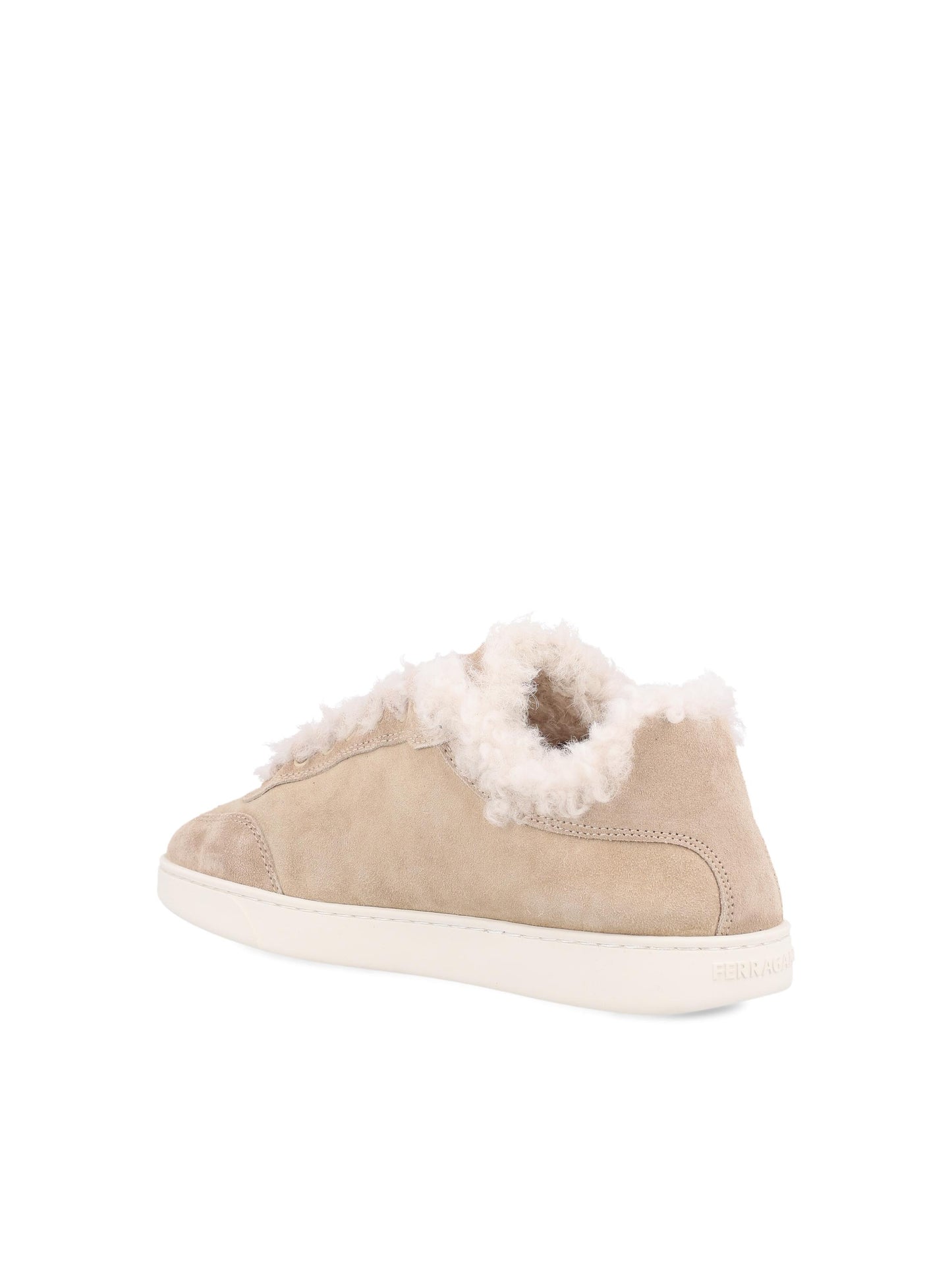 Sneakers realizzate in pelle di vitello scamosciata. 030721 788665002 SALVATORE FERRAGAMO 