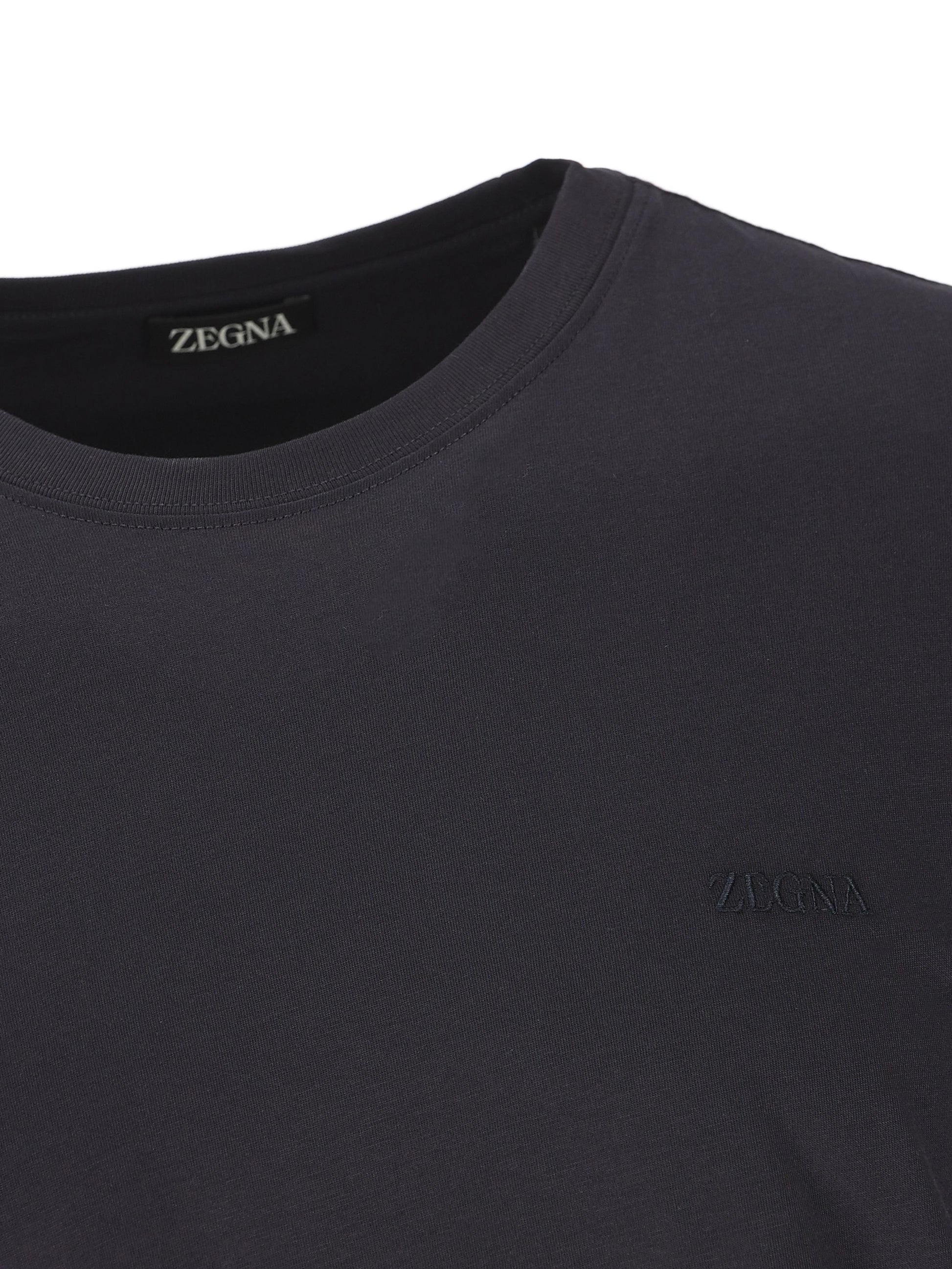 T-Shirt realizzata in cotone. UH360A3 H765412 ZEGNA 
