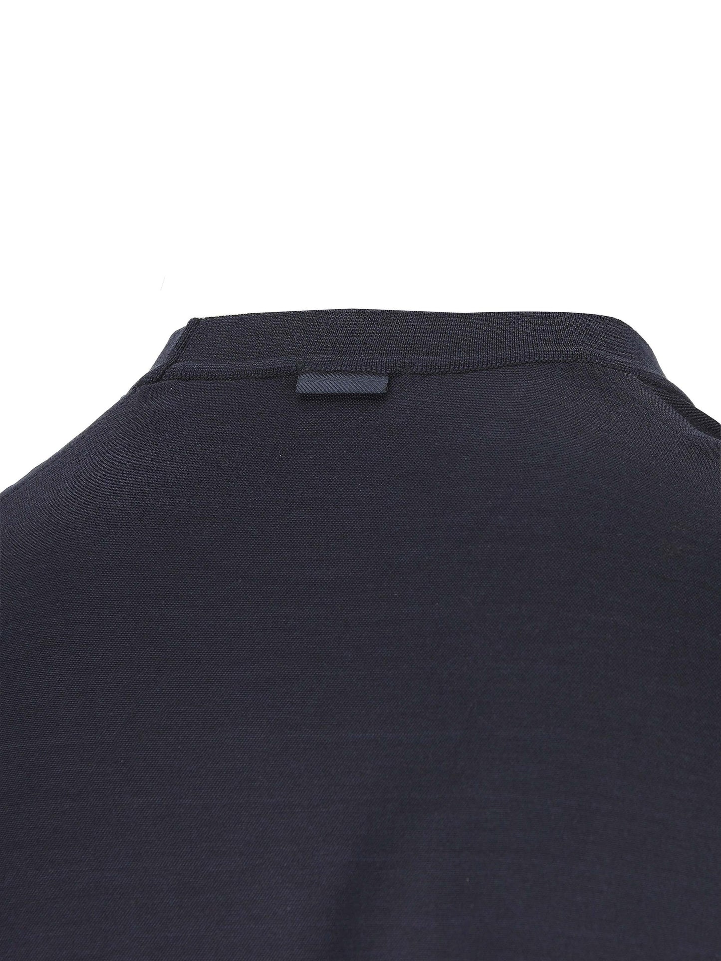 T-Shirt realizzata in cotone e seta. UH386A3 H718412 ZEGNA 