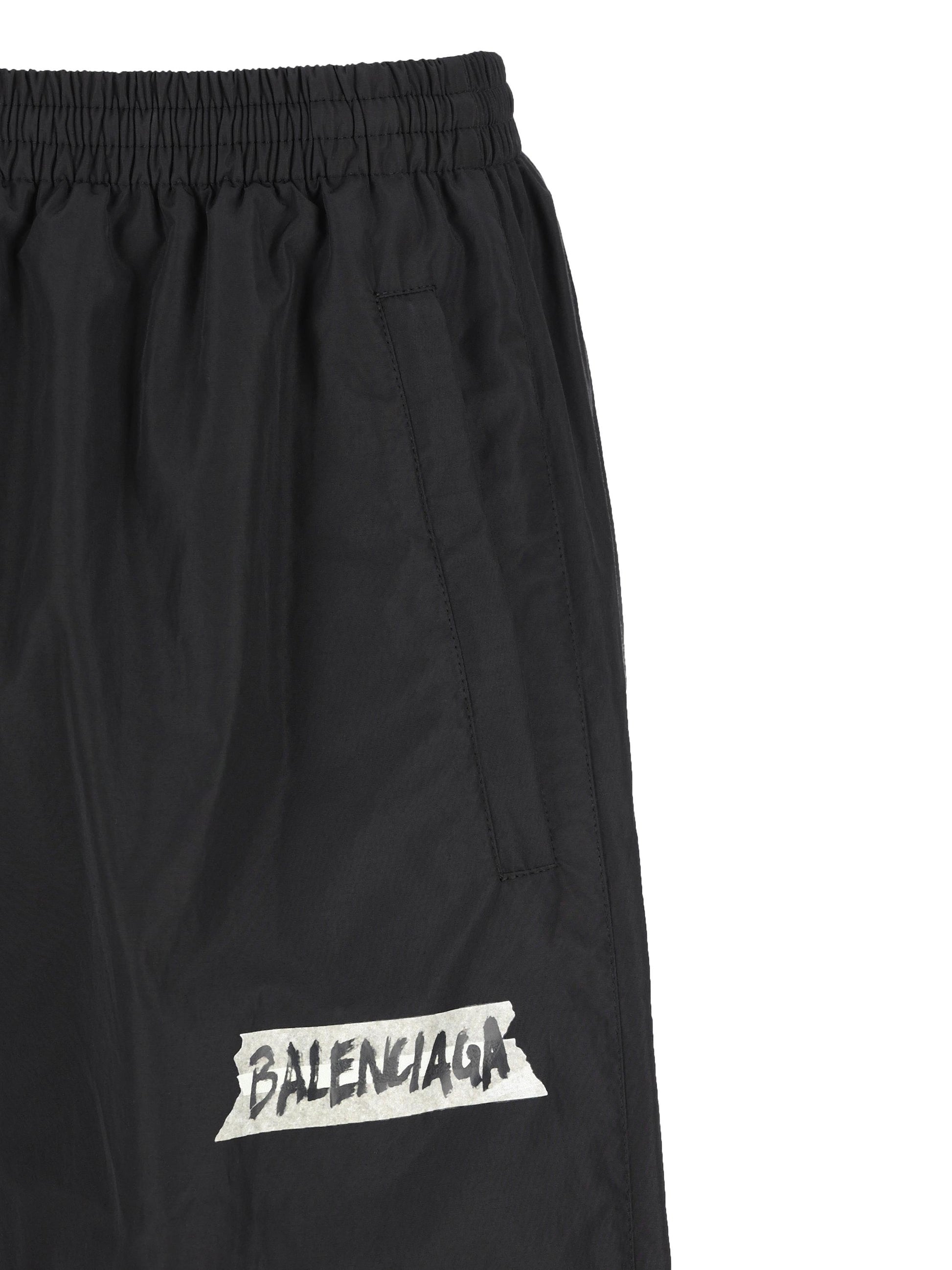 Pantaloni realizzati in cotone e poliammide. 857634 TPQ381000 BALENCIAGA 