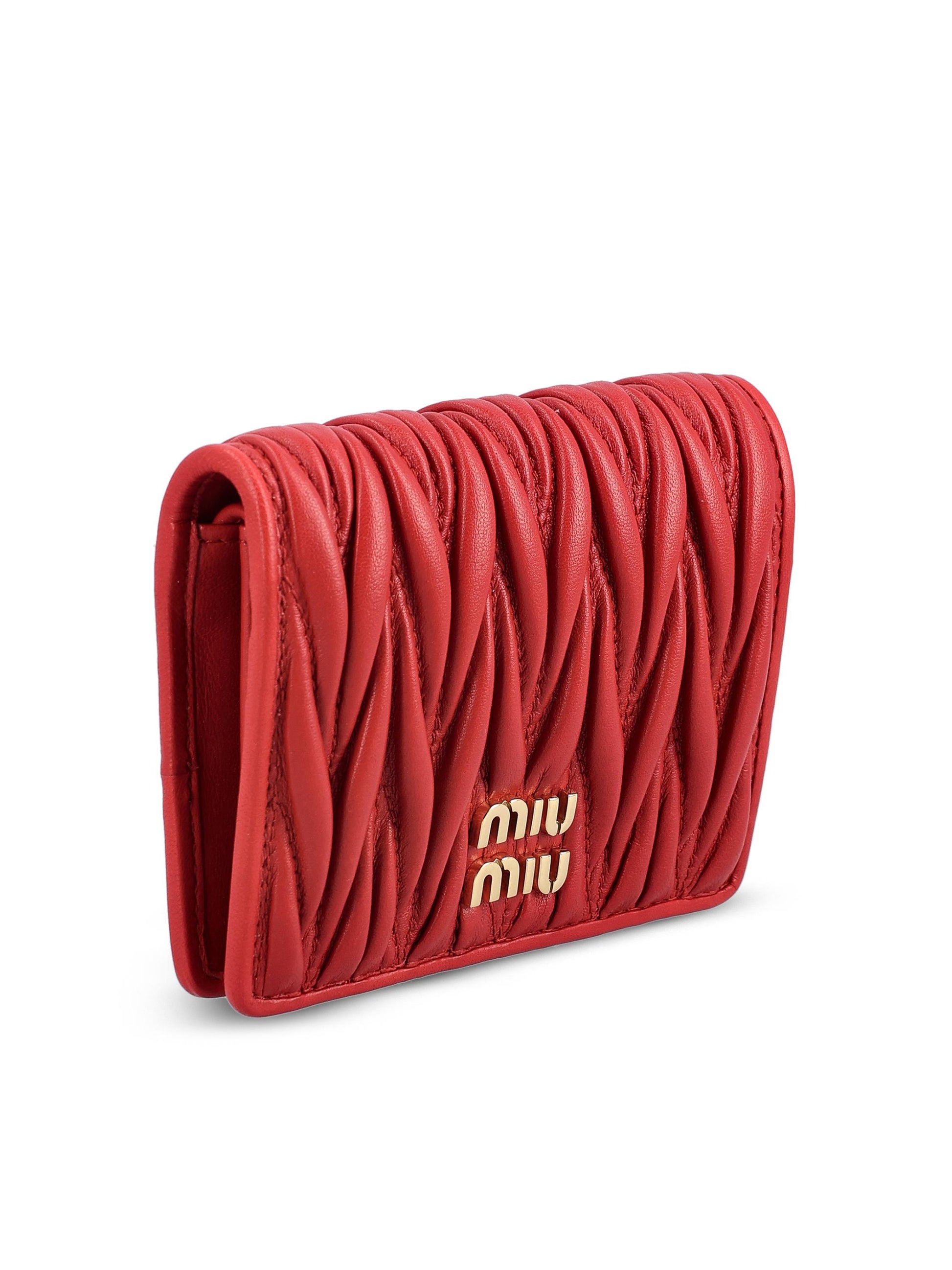 Portafoglio piccolo in nappa matelassé 5MV204 AFPPF0011 MIU MIU 