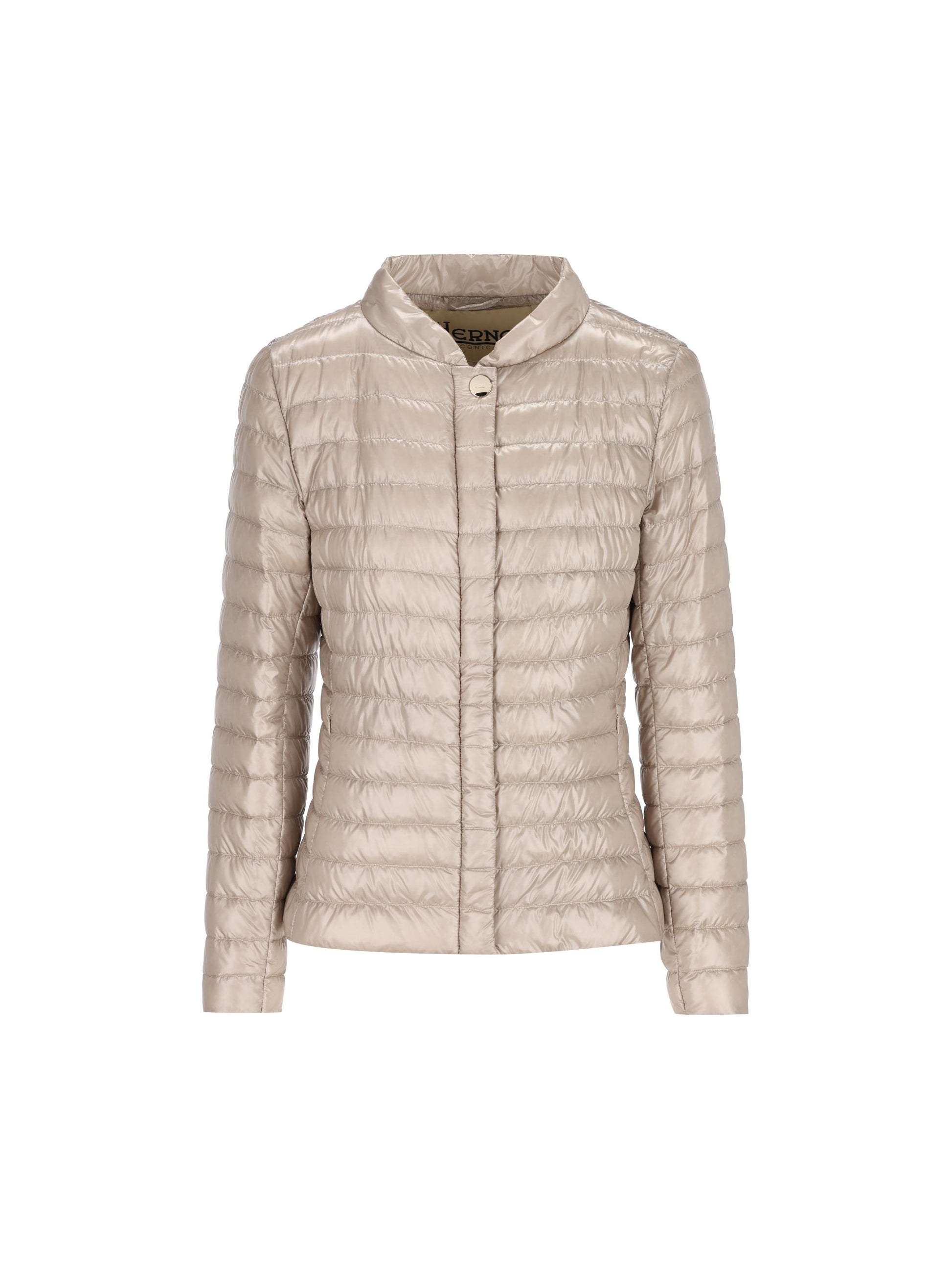 Piumino realizzato in poliammide. PI0608DIC 12017Z1985 HERNO 