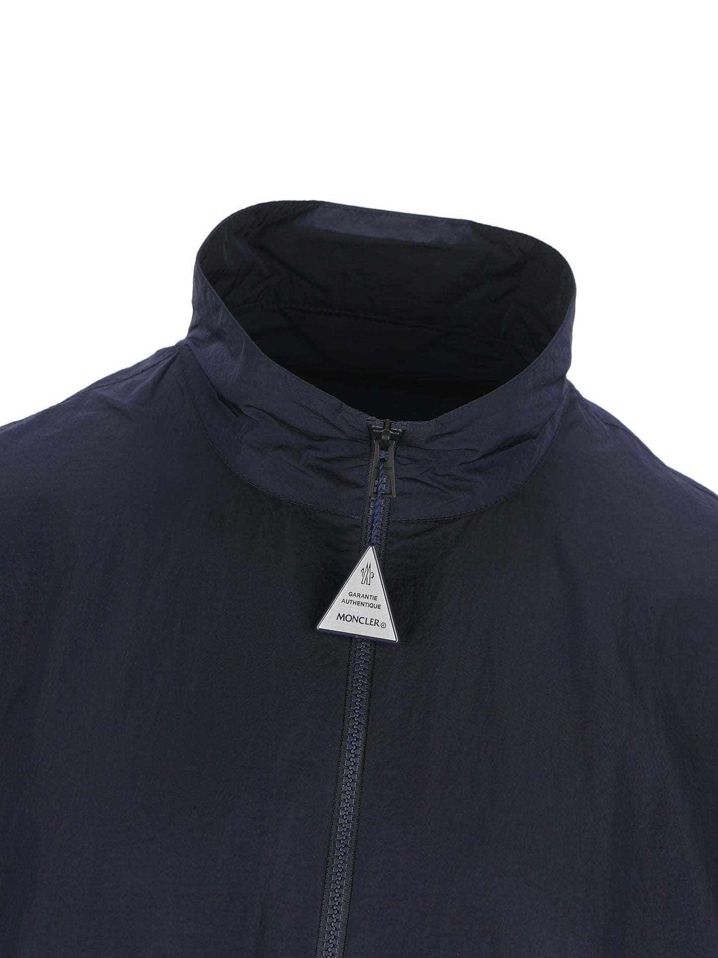 Giacca realizzata in poliammide. M1A00113 5995F77B MONCLER 