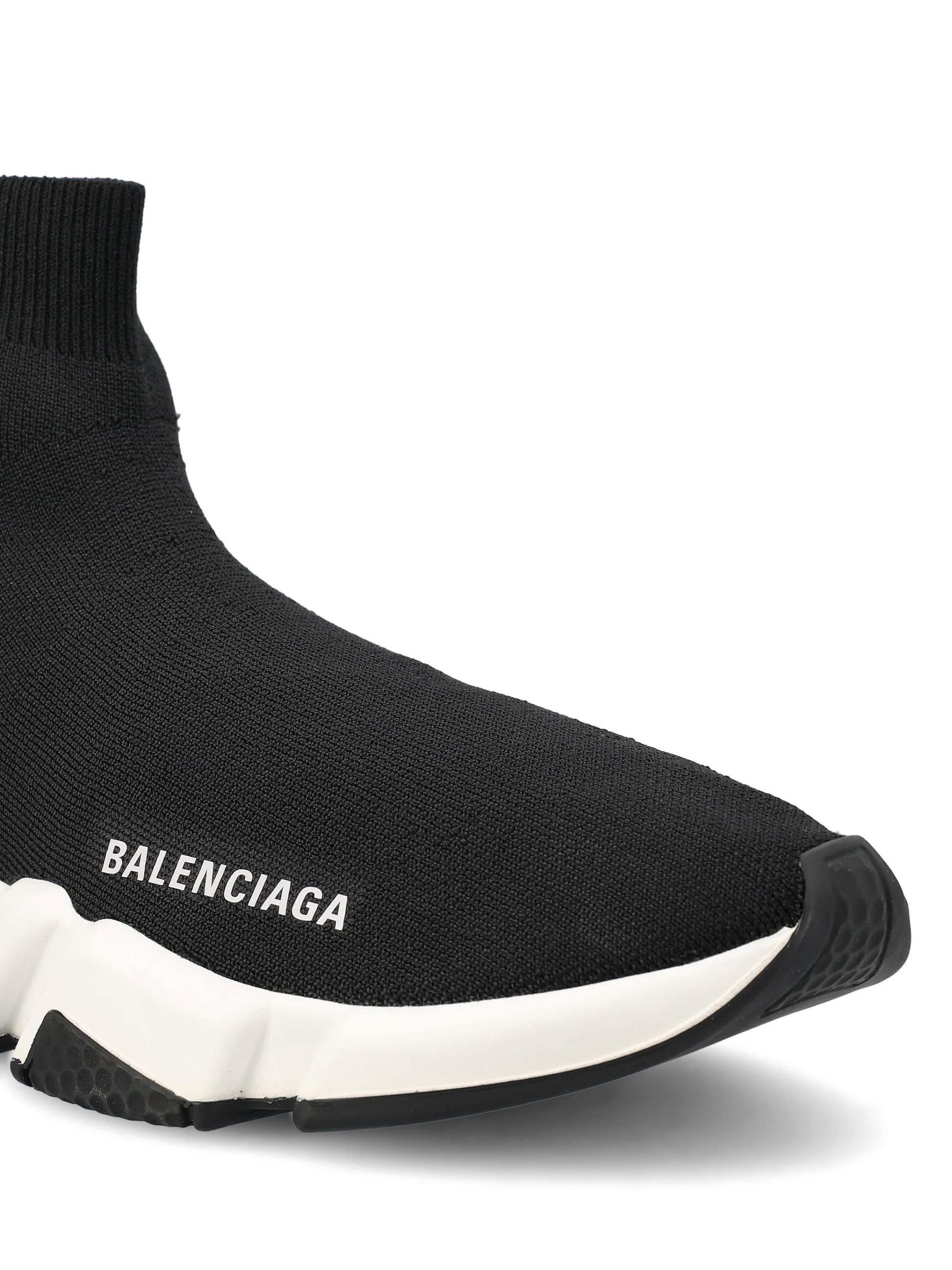 Sneakers realizzate in maglia. 645056 W2DBQ1015 BALENCIAGA 