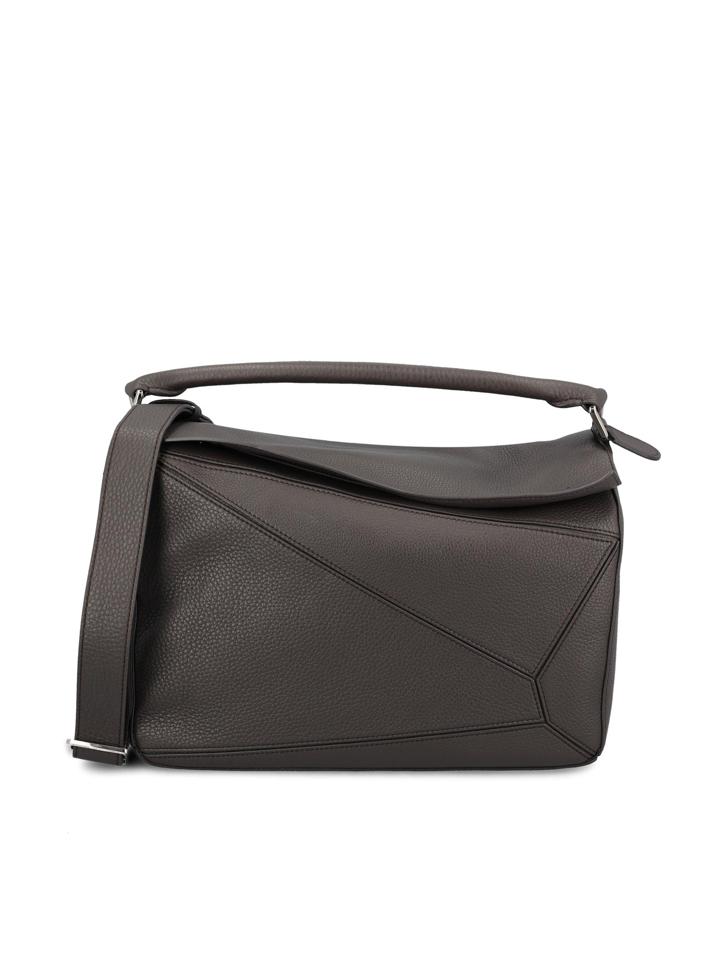 Borsa realizzata in pelle di vitello. B510PNLX03 1220 LOEWE 