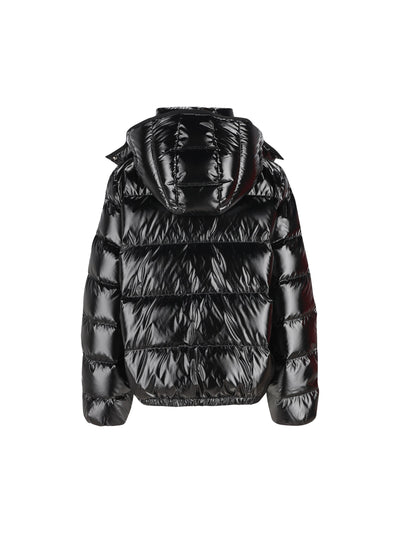 Giacca realizzata in poliammide. W1A00094 597EU999 MONCLER 