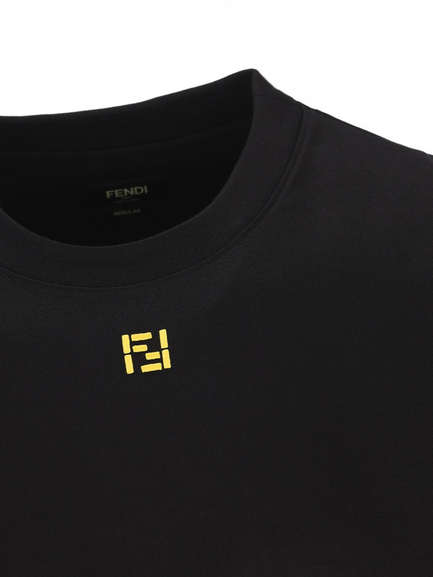 T-shirt realizzata in cotone FY0936 AY0HF0QA1 FENDI 