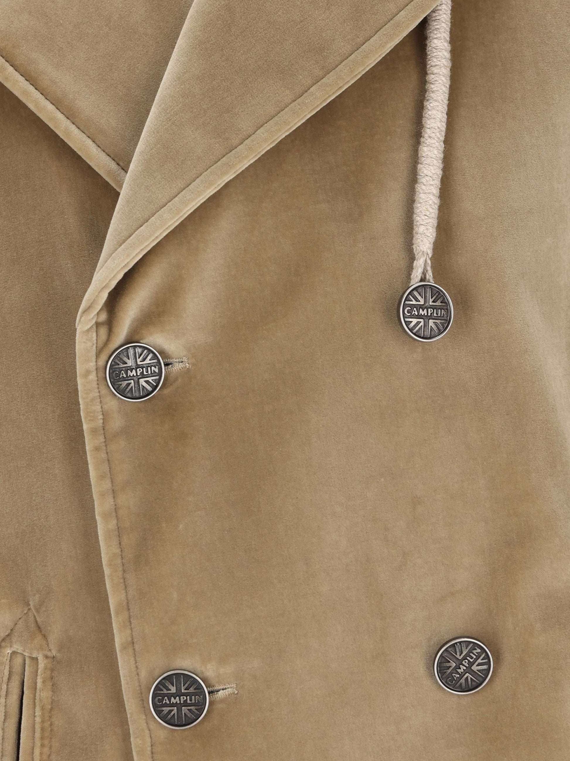 Cappotto realizzato in cotone ed elastan. 38320005 YU CAMPLIN 