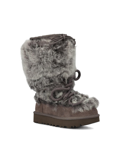 Stivali realizzati in montone. 1175690 CHRC UGG 