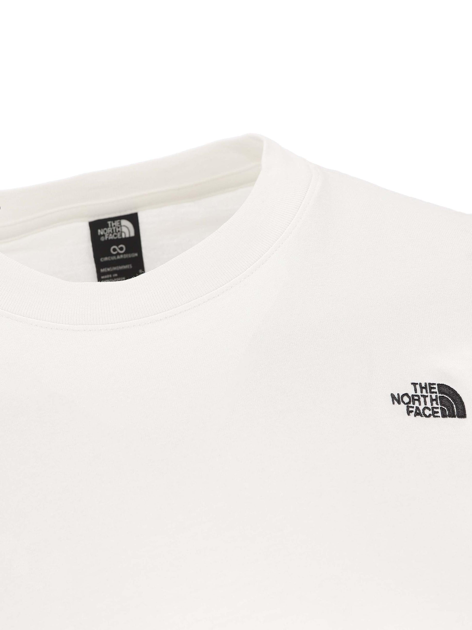 T-Shirt realizzata in cotone. NF0A8EVW FN41 THE NORTH FACE 