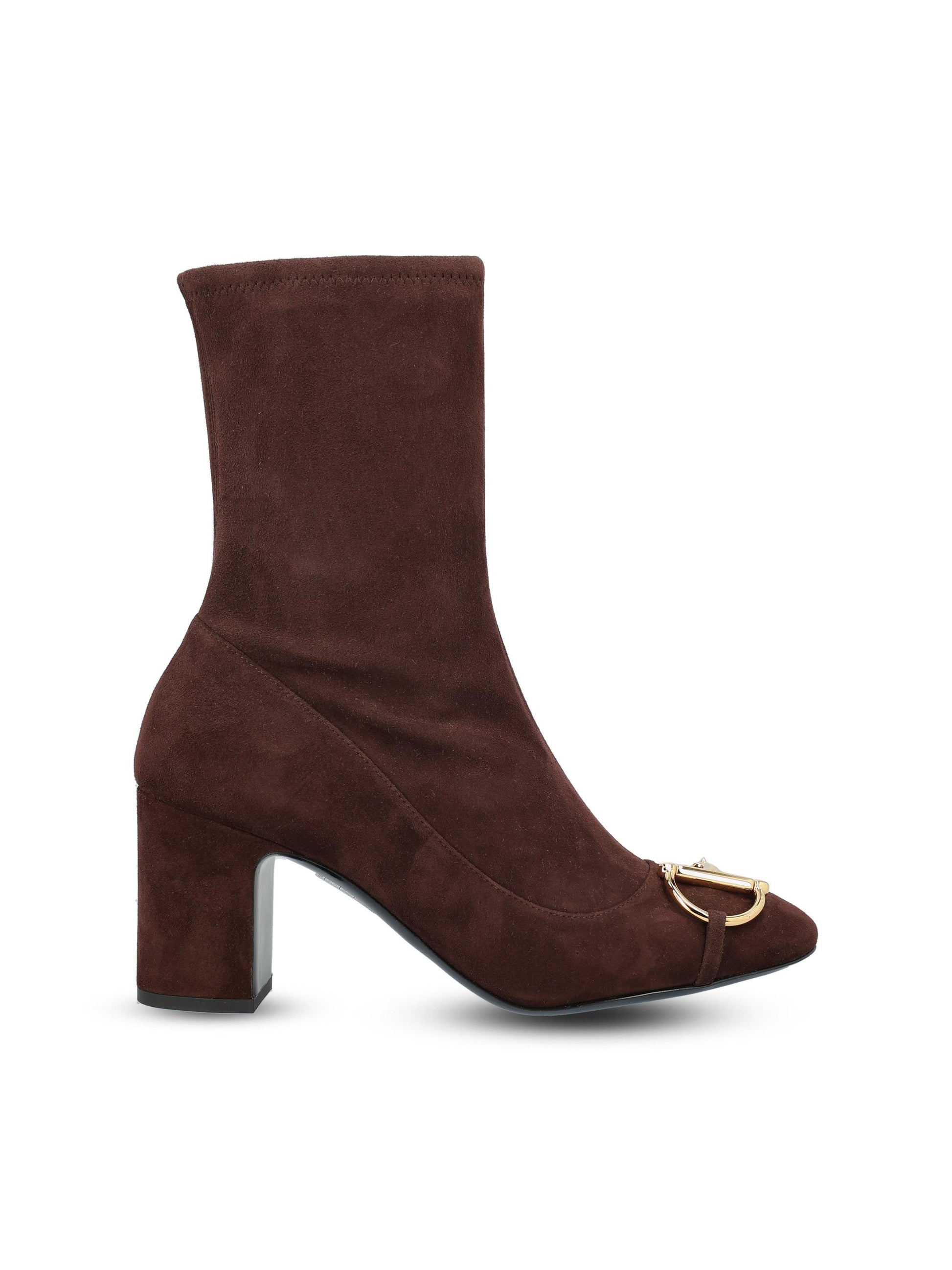 Stivali realizzati in pelle scamosciata. 849549 AAFMU2344 GUCCI 