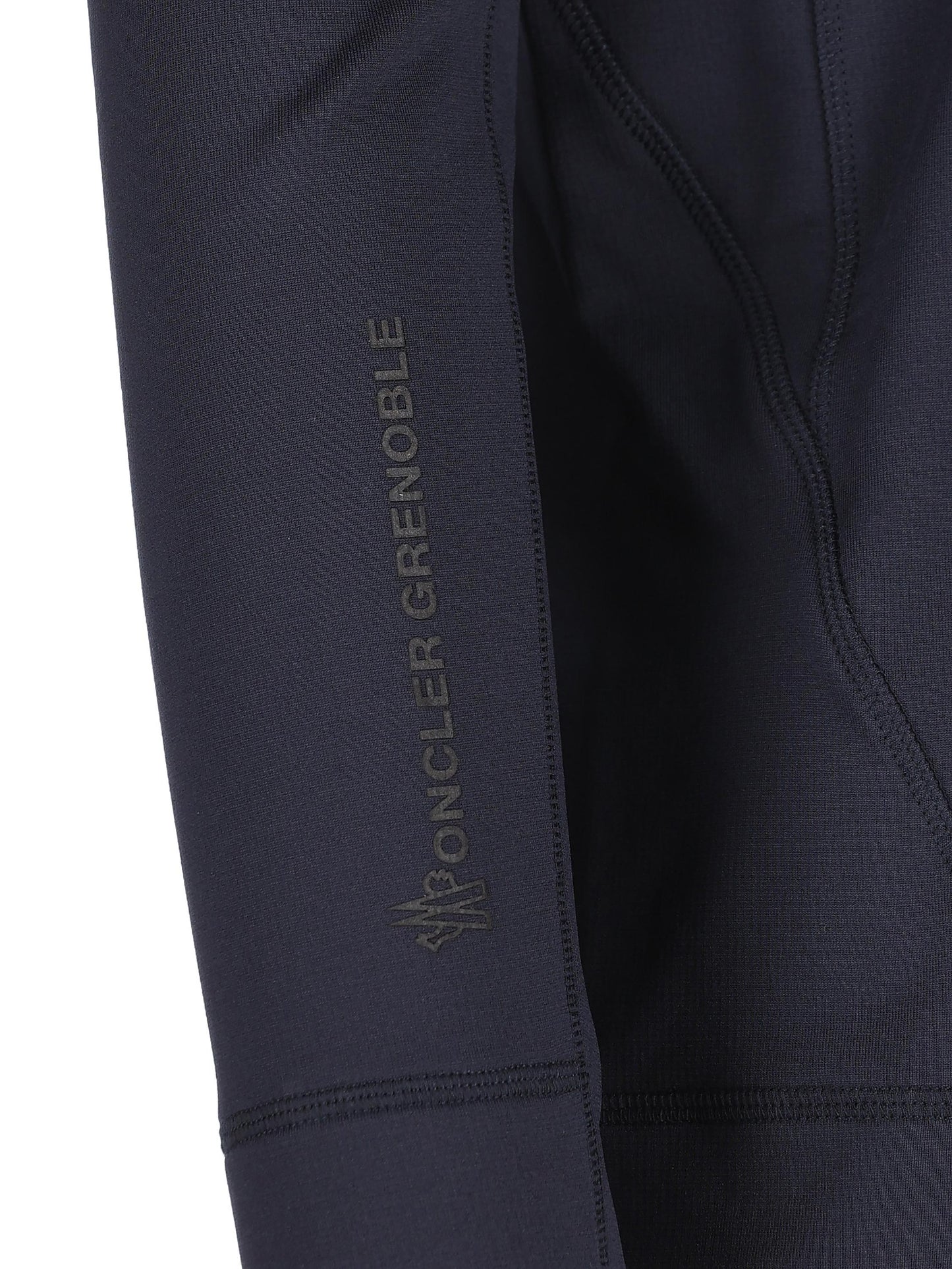 Dolcevita realizzato in poliestere. M8G00020 899JO778 MONCLER GRENOBLE 