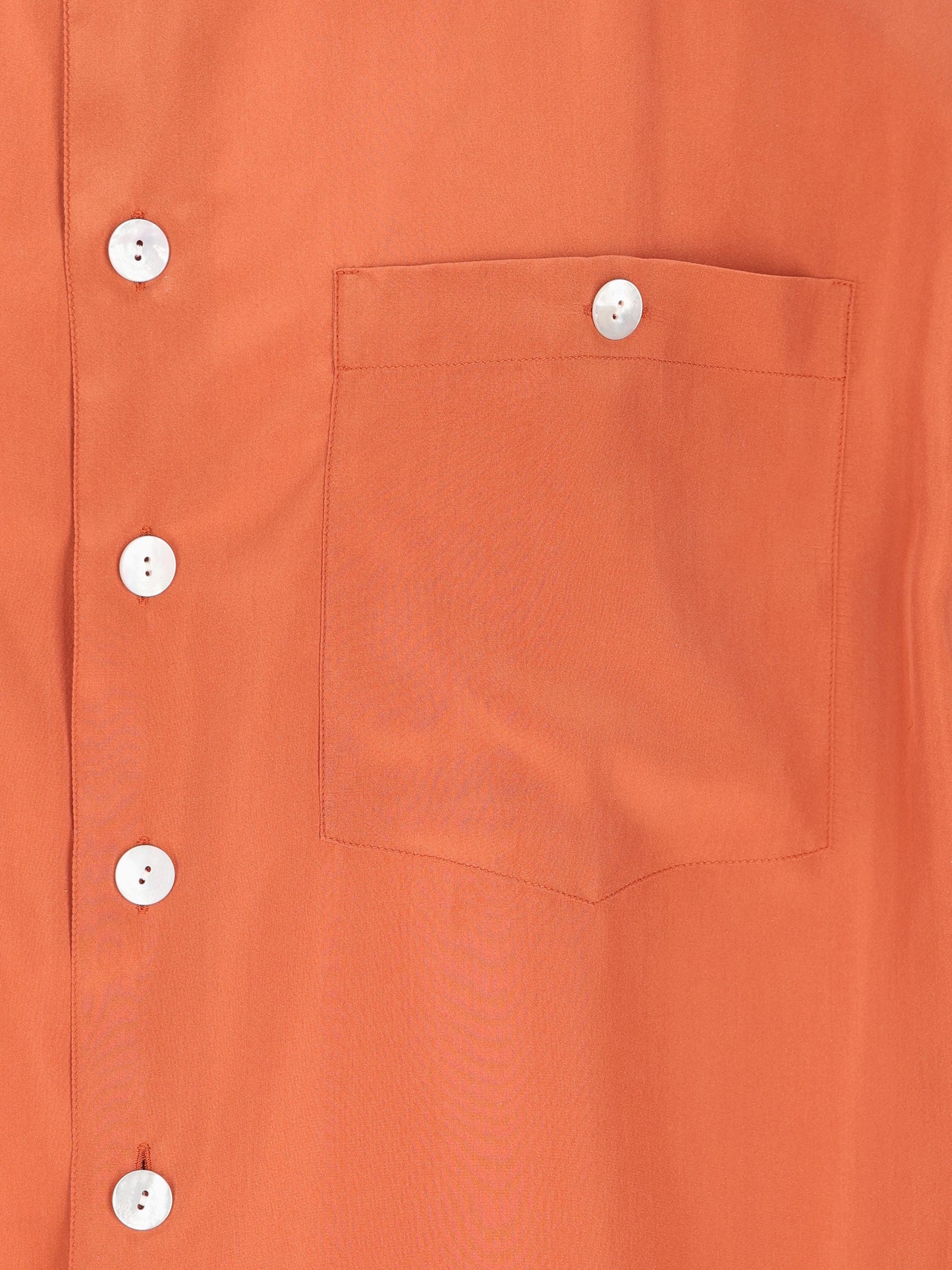 Maglia realizzata in seta. 854240 Y6J786550 SAINT LAURENT 