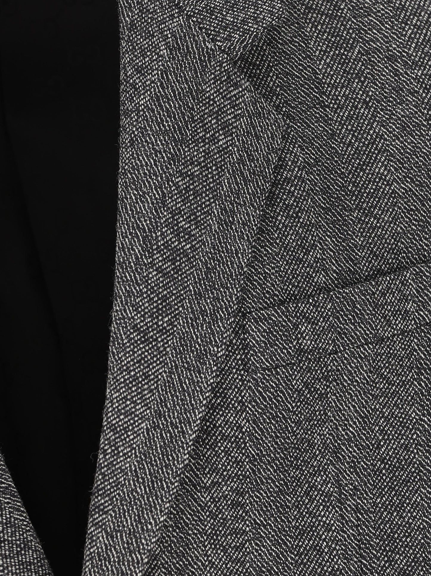 Giacca realizzata in lana. 850092 Z7AXE9024 GUCCI 