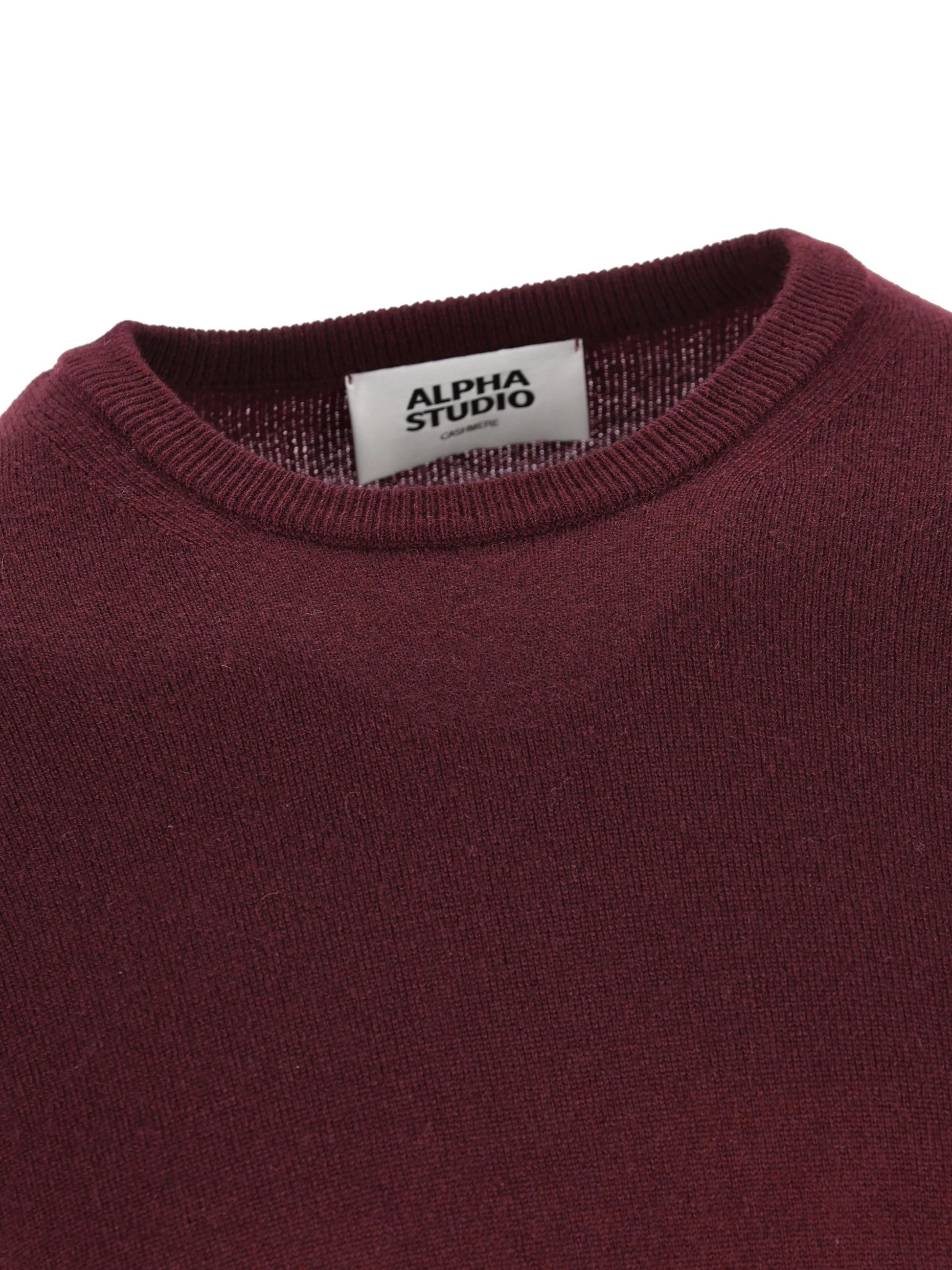 Maglione realizzato in cashmere. 3150C 1009 ALPHA STUDIO 