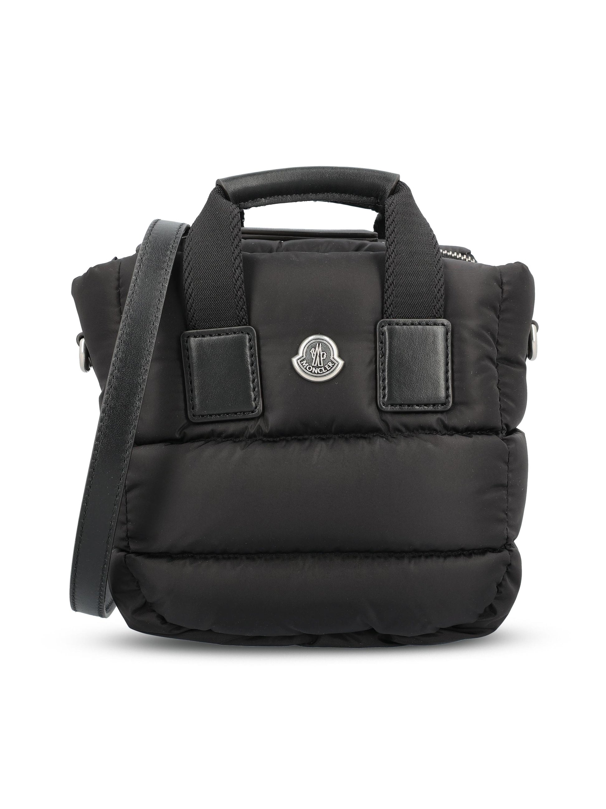 Borsa realizzata in poliammide. W5L00004 M6275999 MONCLER 