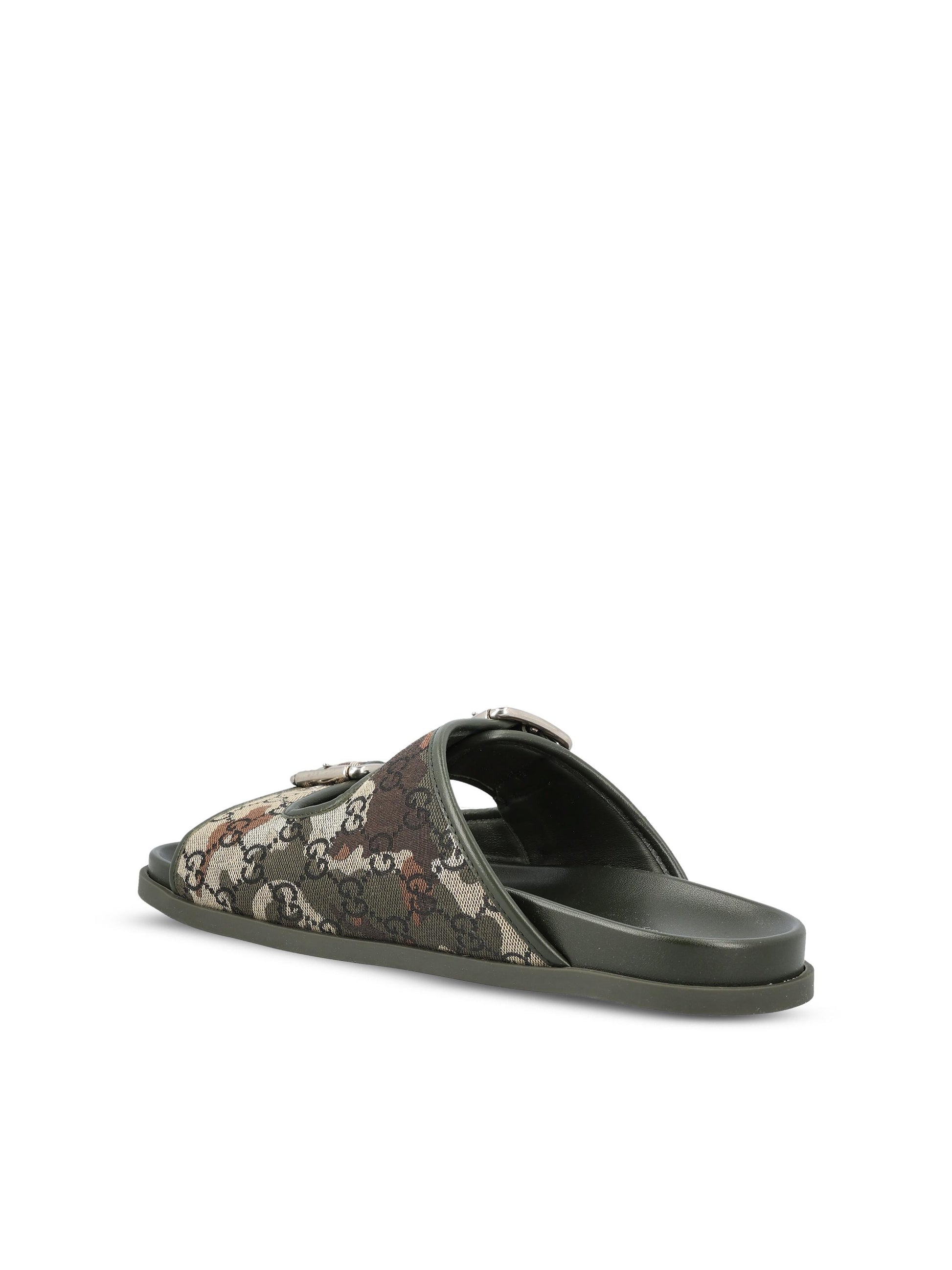 Slide realizzate in denim. 831830 FAFN08467 GUCCI 