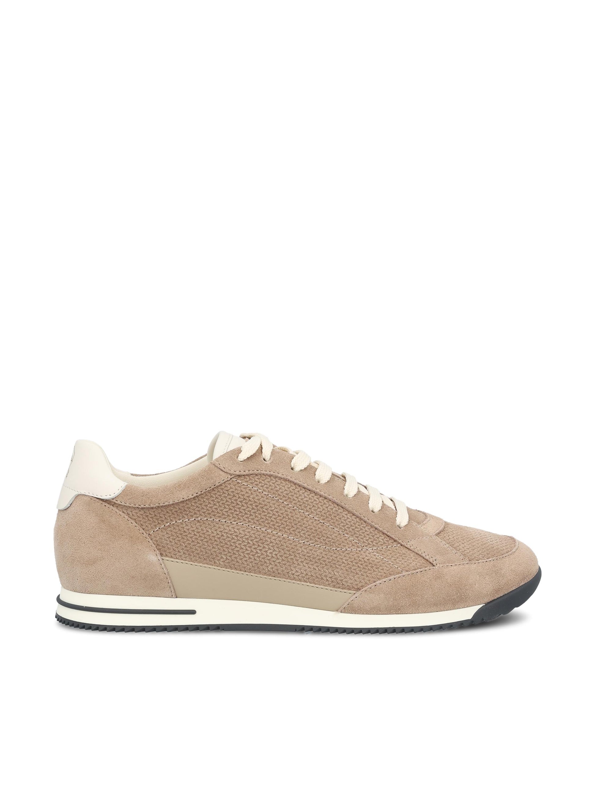 Sneakers realizzate in pelle scamosciata. MZUQHGA348 CRJ89 BRUNELLO CUCINELLI 