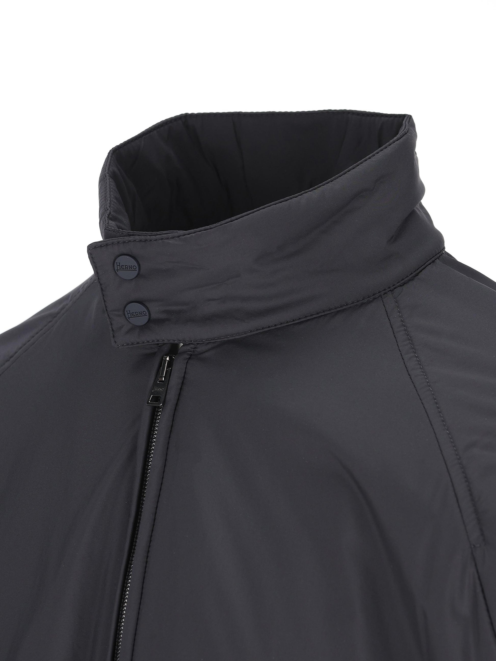 Giacca realizzata in poliammide. GC000114U 12456Z9200 HERNO 