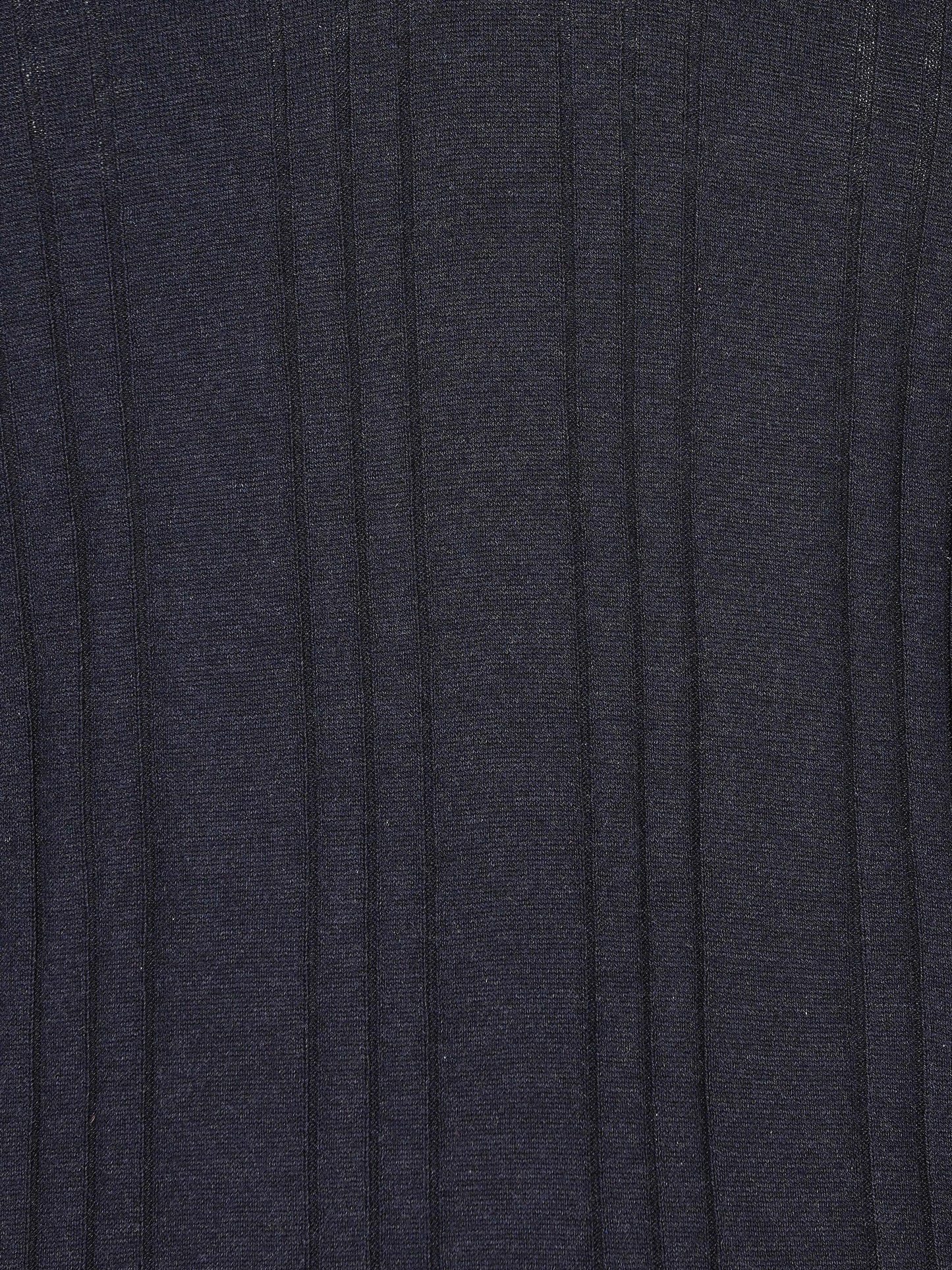 Polo realizzata in seta. DARNEL 597 TAGLIATORE 